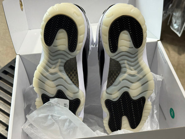 Air Jordan 11 Retro - Gratitude Size 8