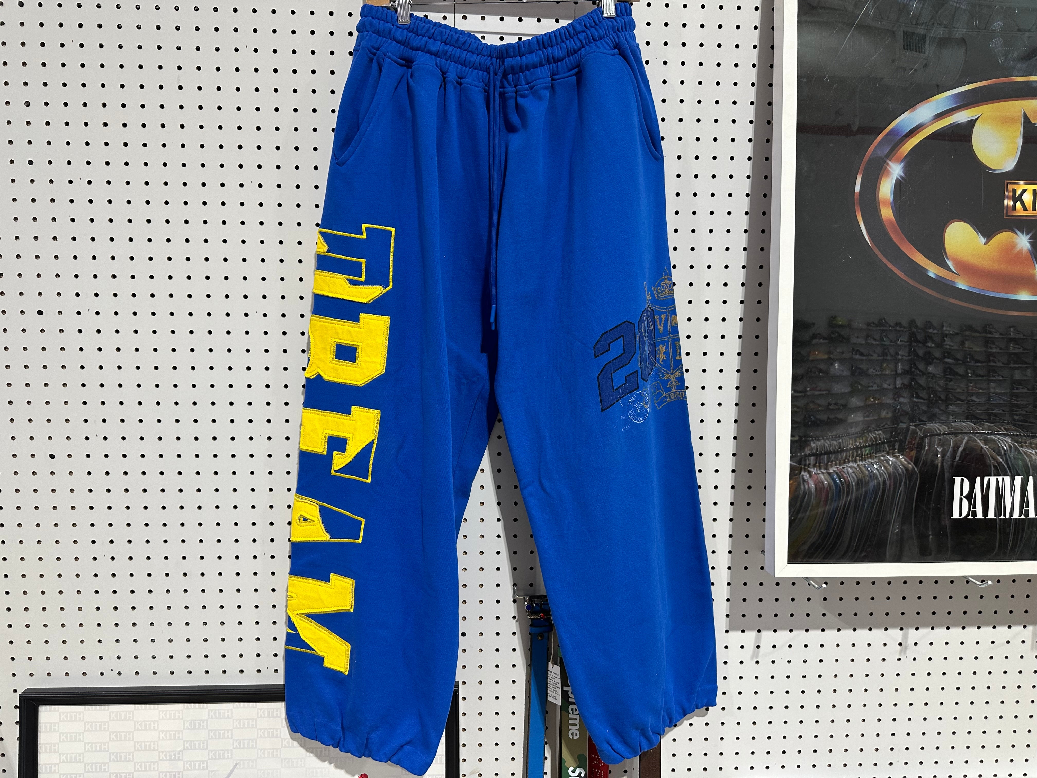 NEW Vale Forever Sweats - Blue Size Small