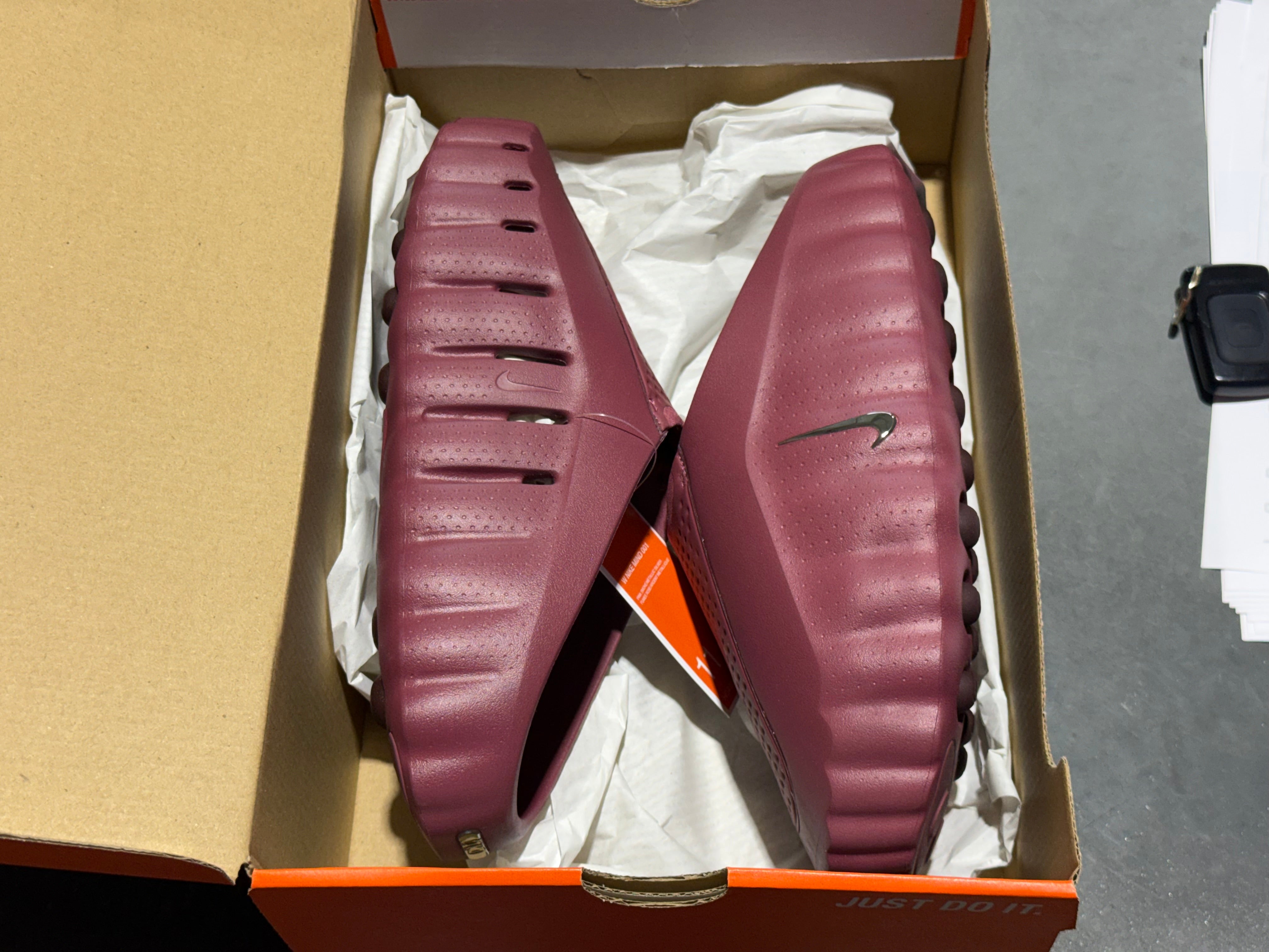W Nike Mind 001 - Pink Smoke Size 11W/9.5M