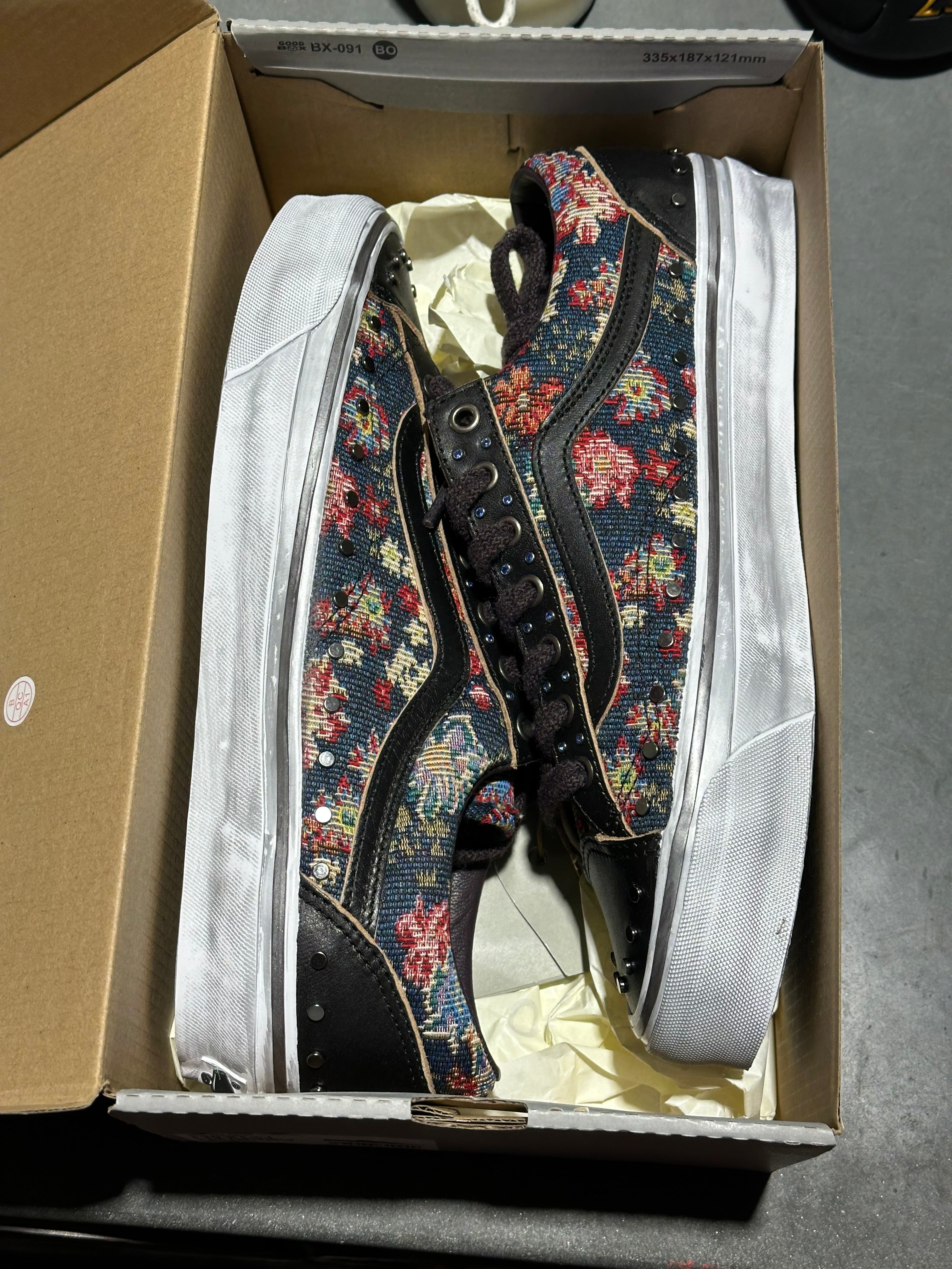 Vans OTW Old Skool 36 Vibram -Floral Rivets Black Size 10.5