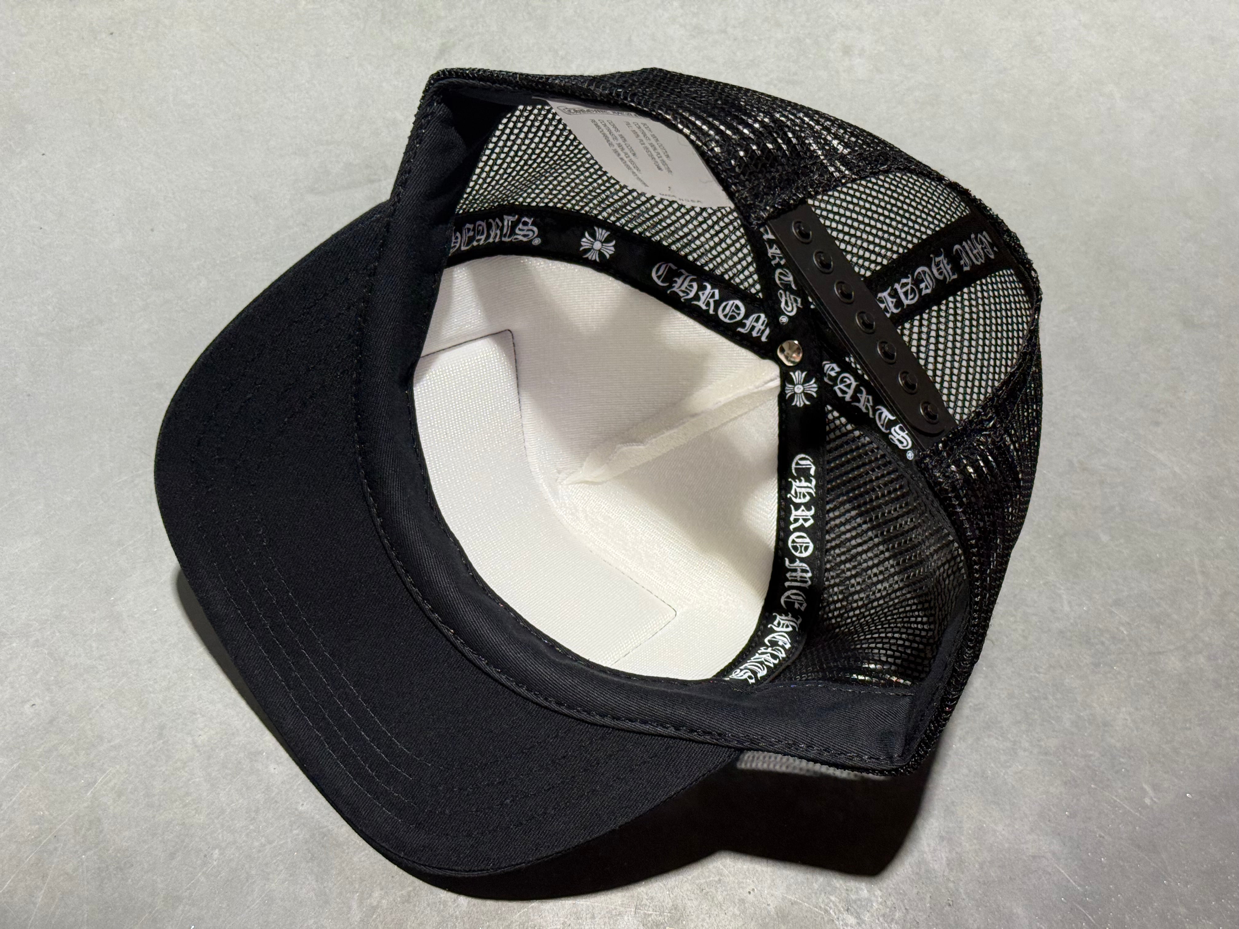 NEW Chrome Hearts CH Hollywood Trucker - White/Black