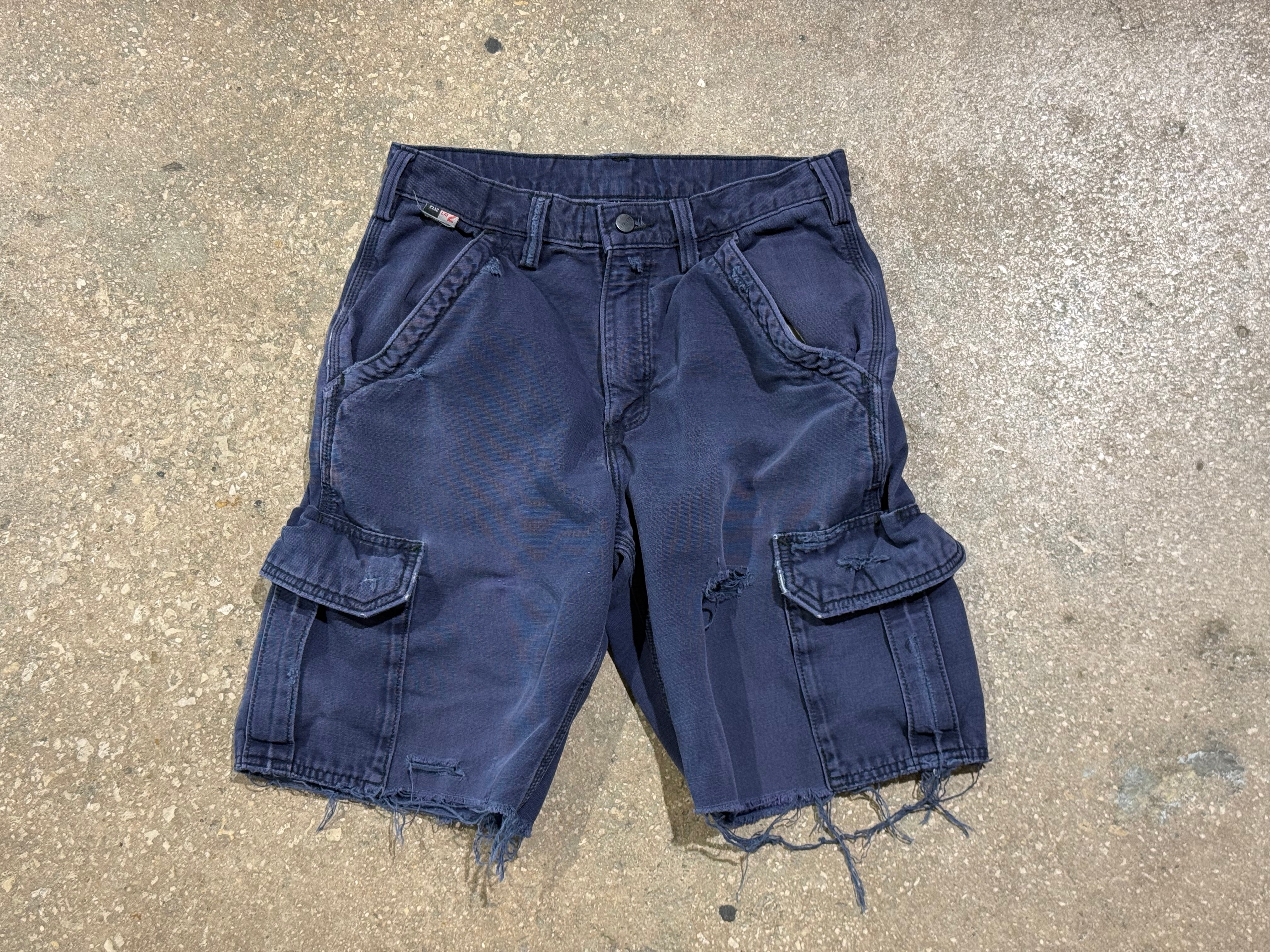 USED Distressed Carhartt Cargo Shorts - Navy Blue Size 30