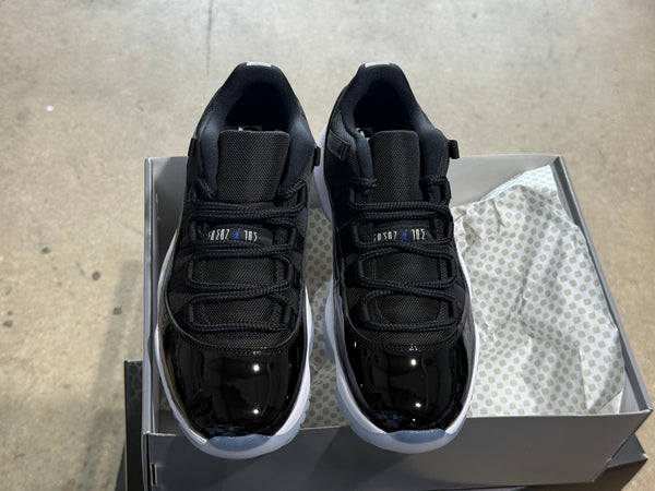 Air Jordan 11 Retro Low - Space Jam Size 8