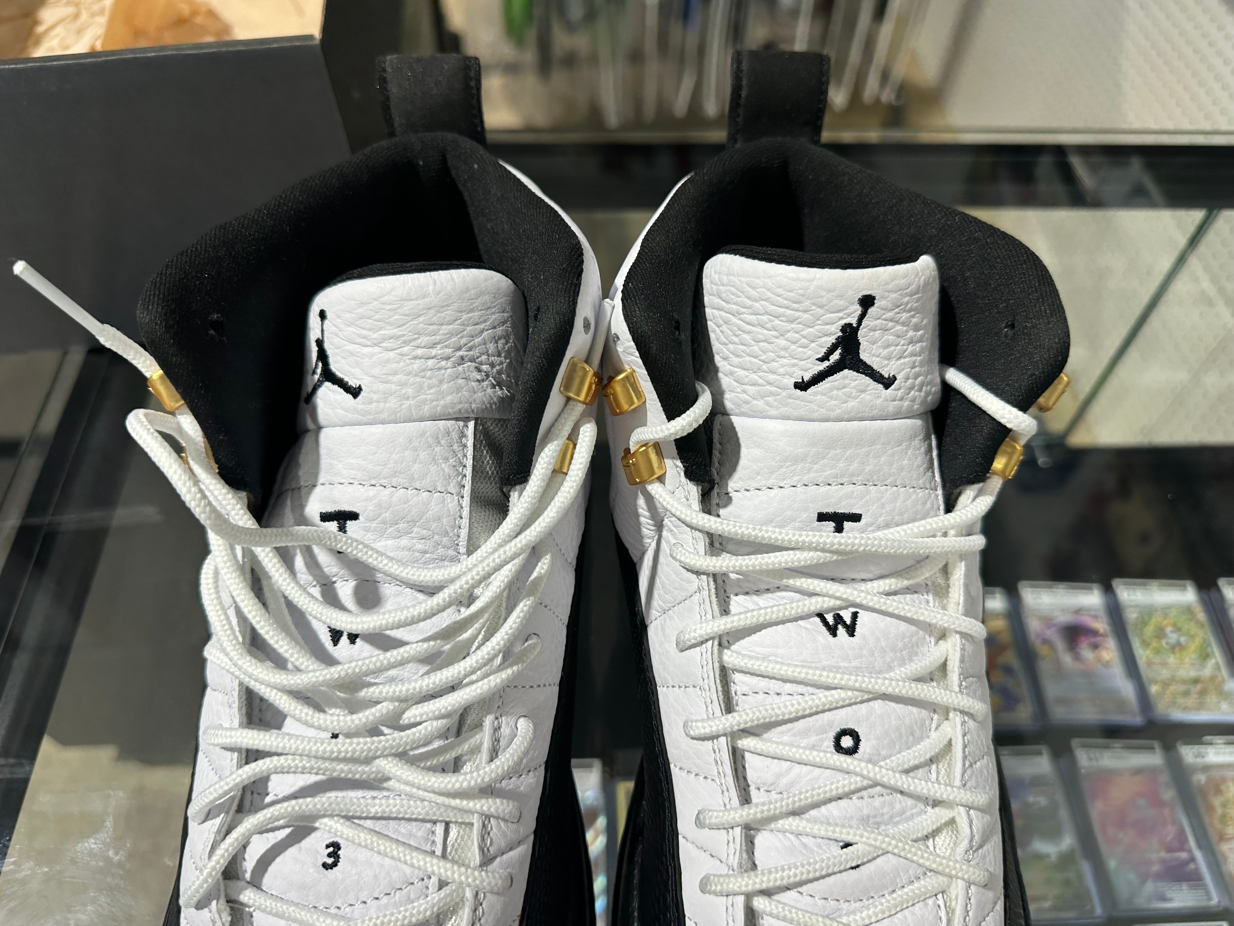 Air Jordan 12 Retro - Taxi Size 13