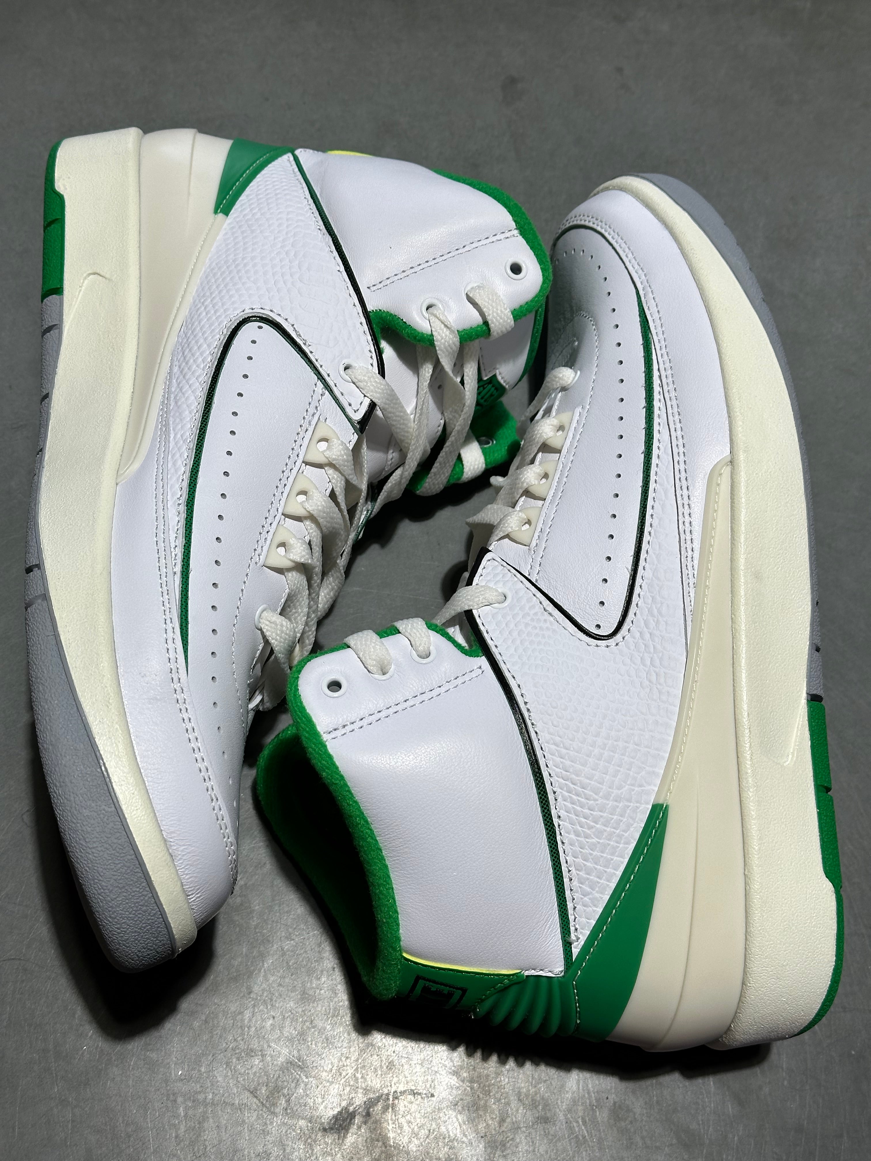 Air Jordan 2 Retro - Lucky Green Size 9