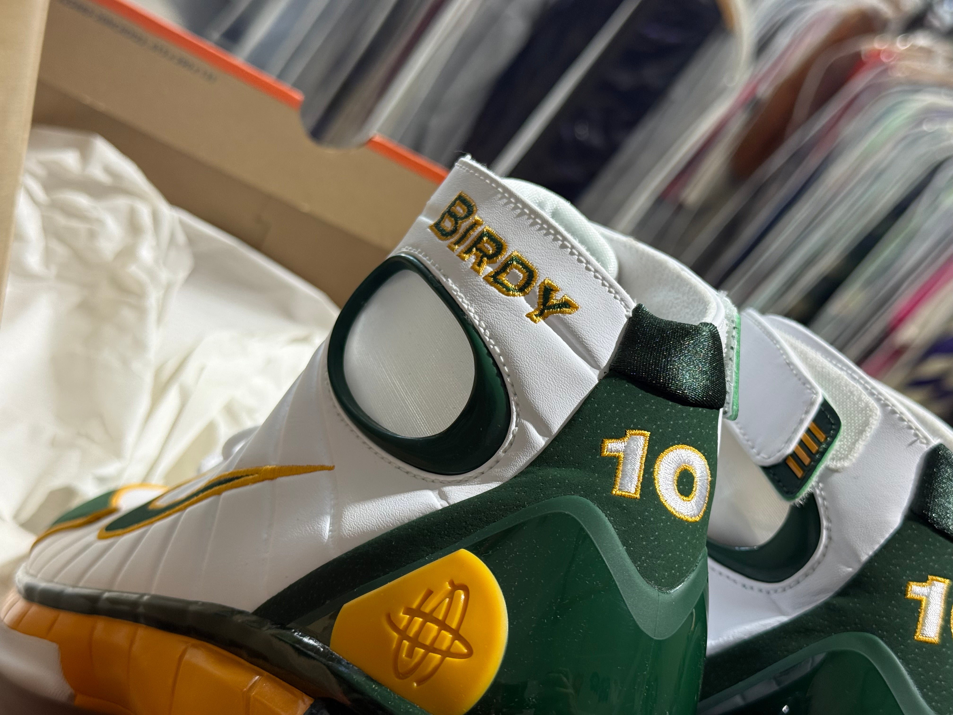 Nike Air Zoom Huarache 2K4 BB - Sue Bird PE Size 13
