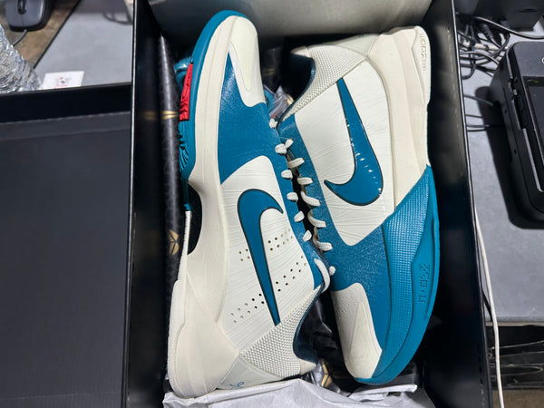 Nike Kobe 5 Protro - Caitlin Clark Coconut Milk Spruce Size 9