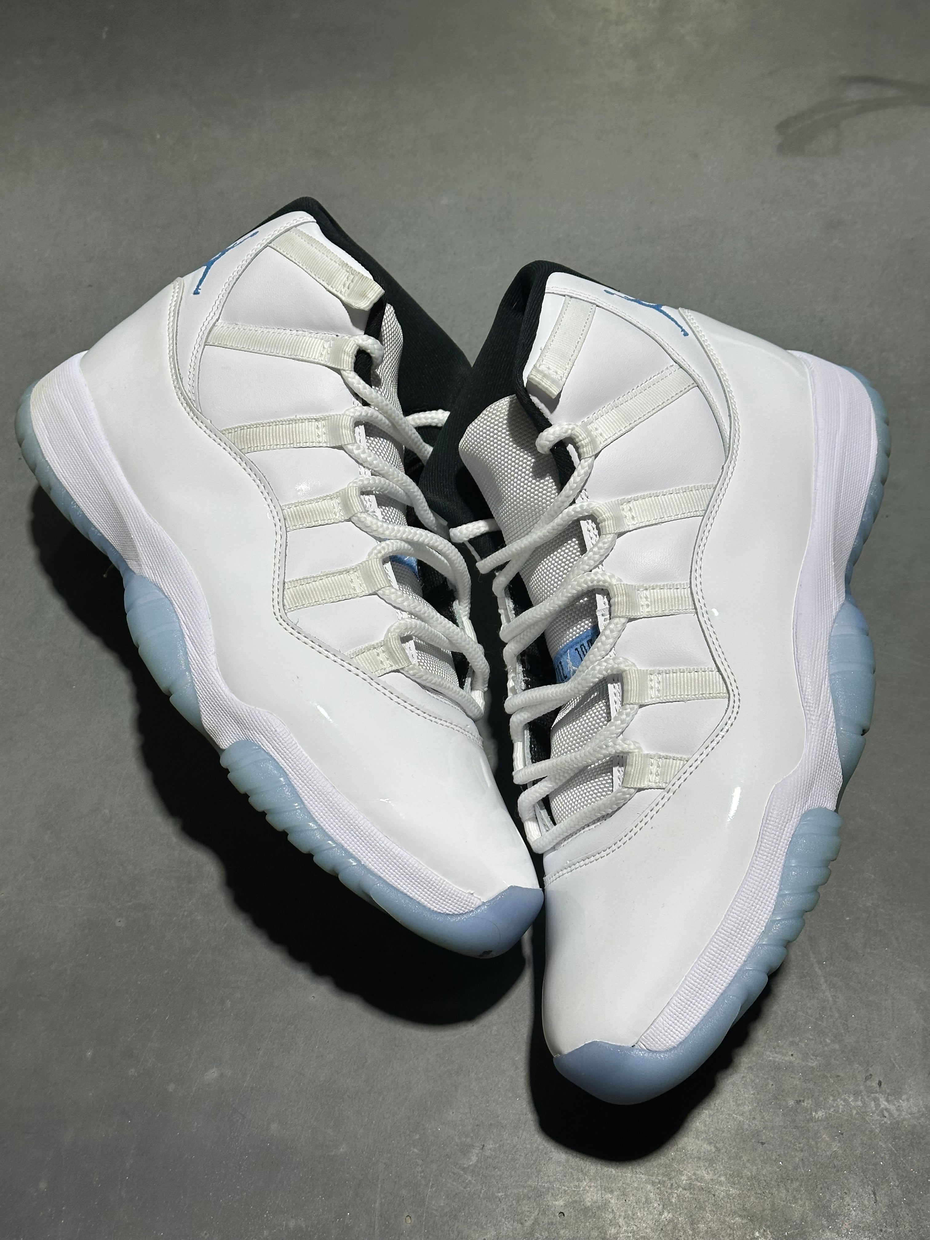 Air Jordan 11 Retro - Legend Blue 2024 Size 11