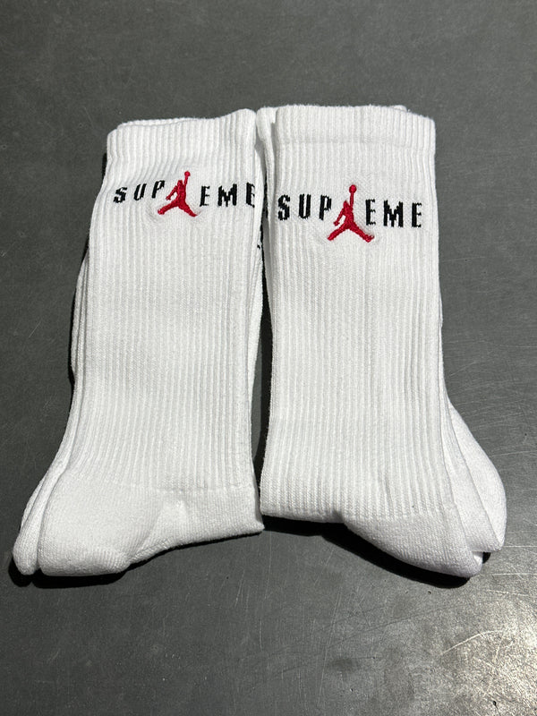 NEW Supreme x Jordan Socks - White