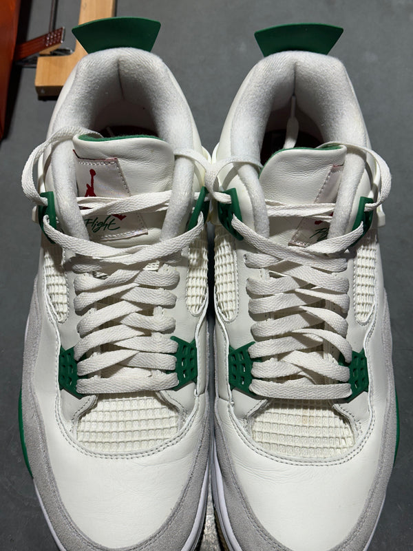 Air Jordan 4 Retro SB - Pine Green Size 11.5