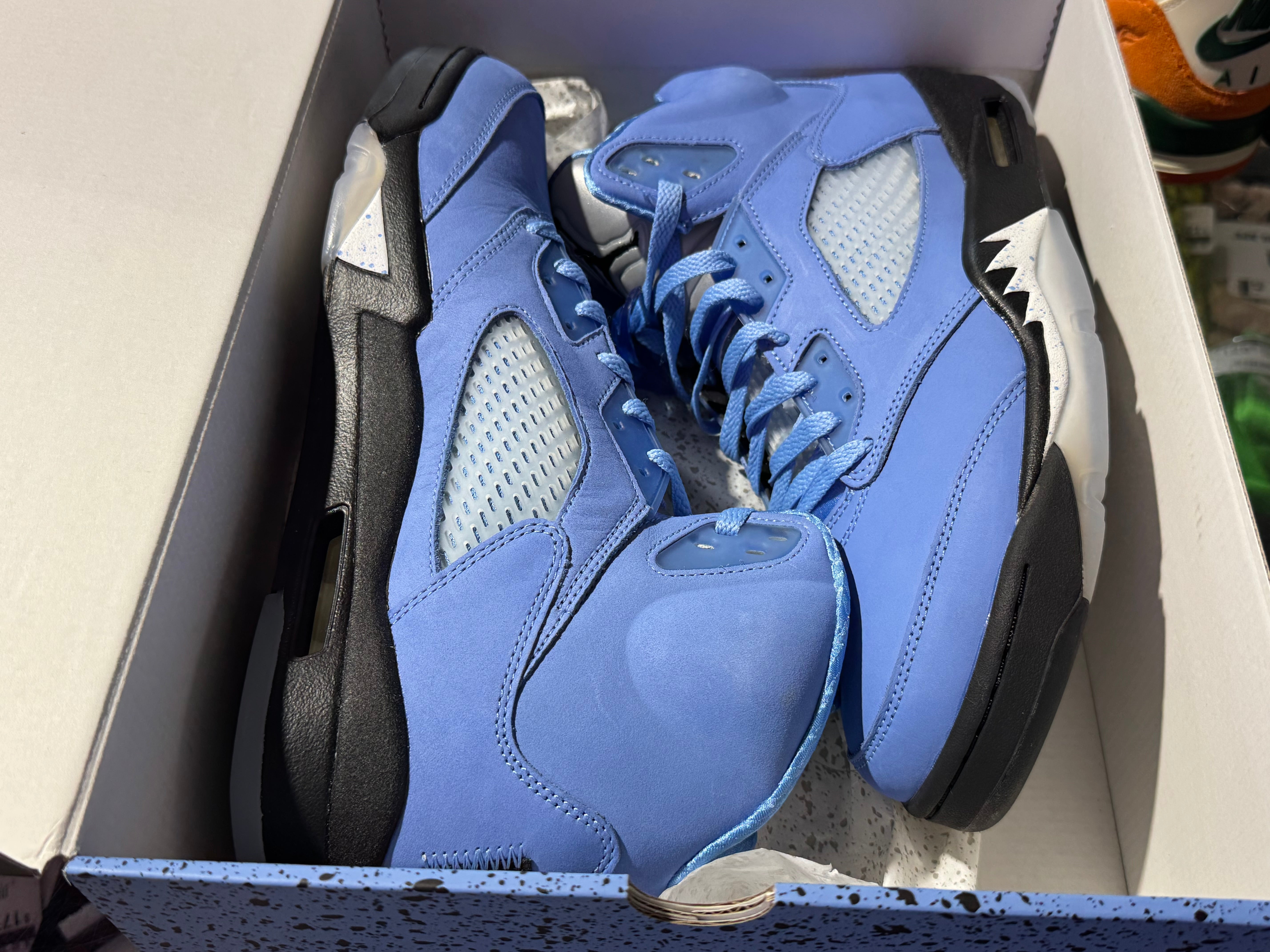 Air Jordan 5 Retro SE - UNC Size 11.5