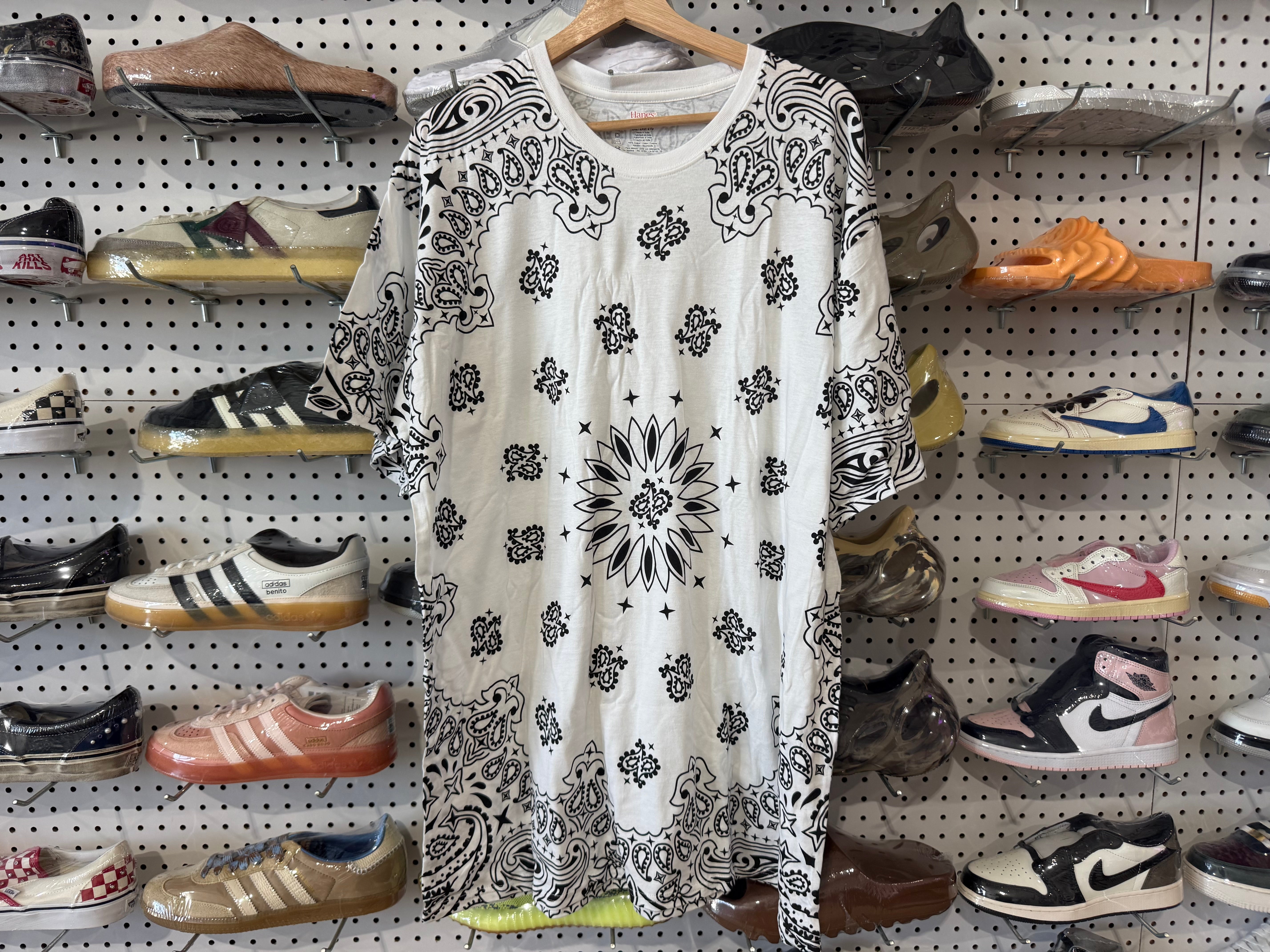 NEW Supreme X Hanes Paisley Tee - White  Size XXL