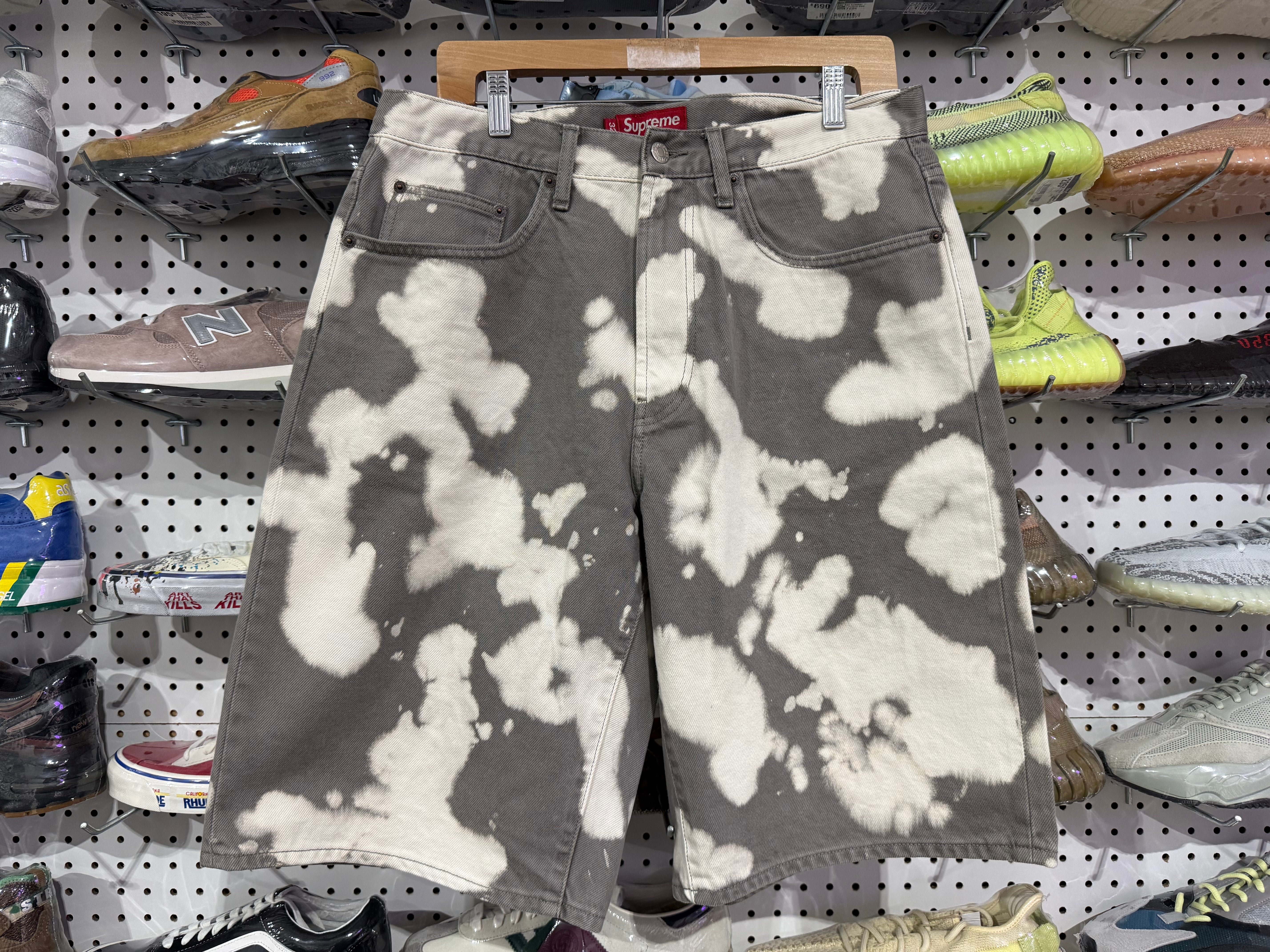 USED Supreme BSS25 Baggy Denim Short - Bleached Size 32