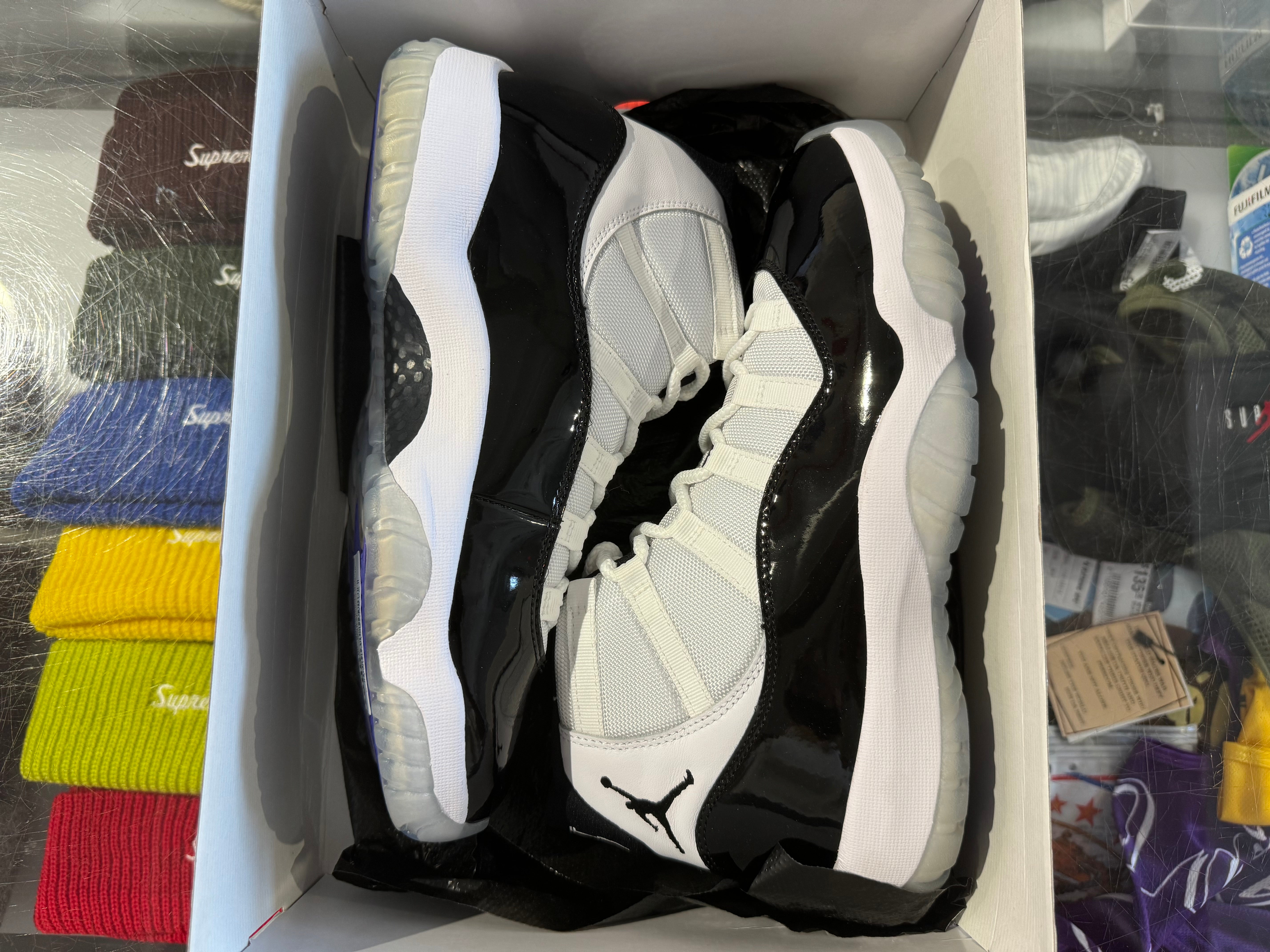 Air Jordan 11 Retro - 2018 Concord Size 10 (DAILY)