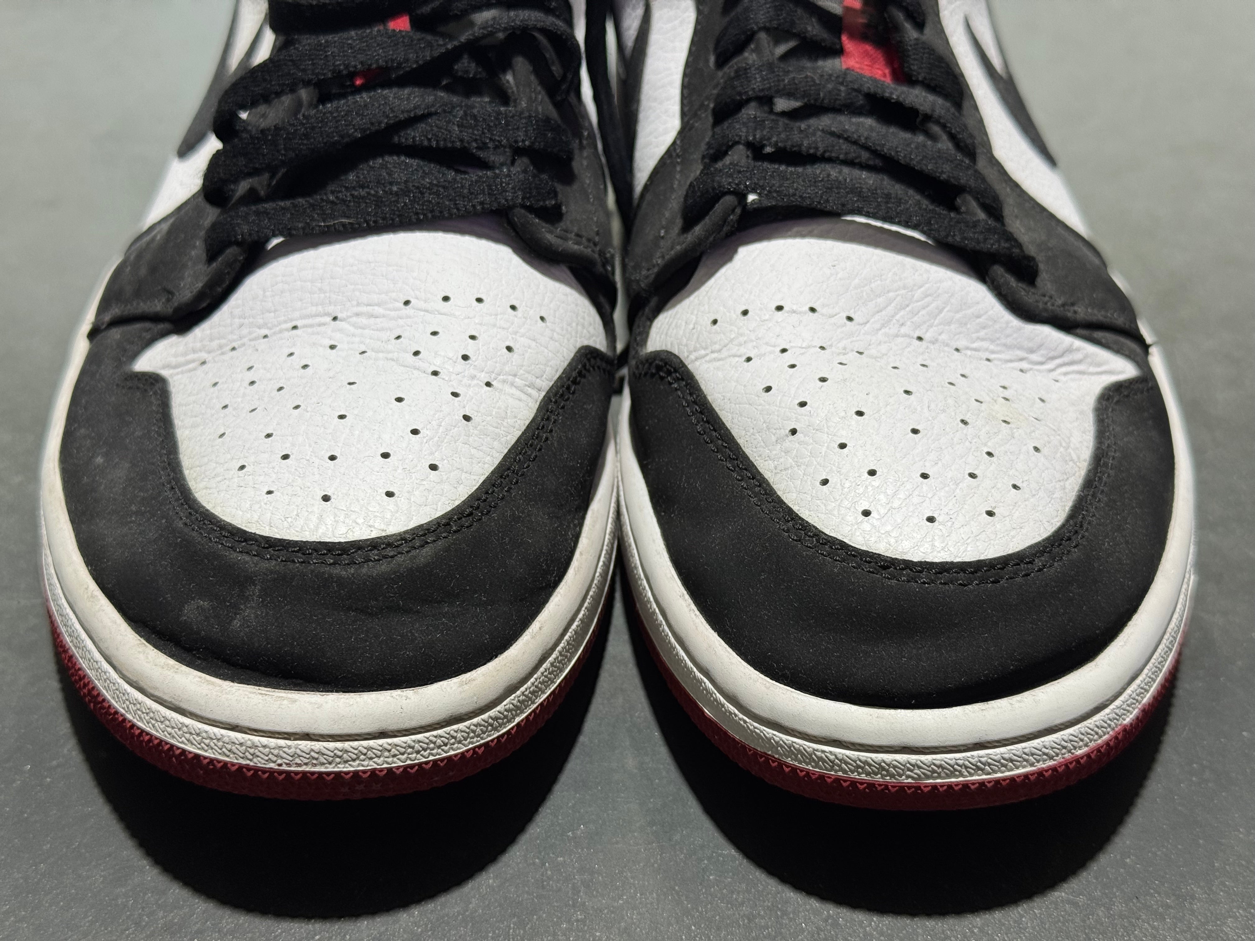 Air Jordan 1 Low - Black Toe Size 12.5