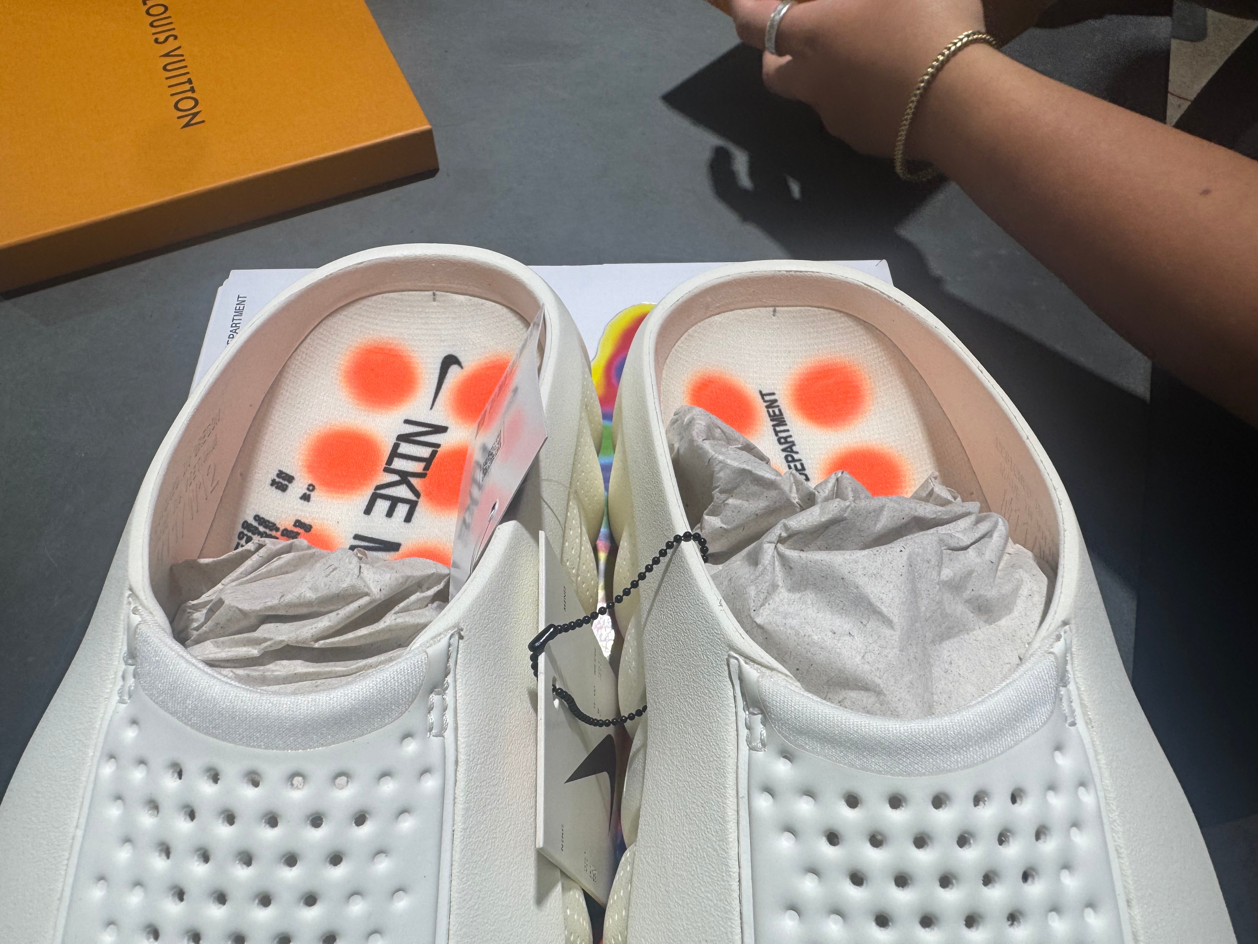 Nike Mind 001 Slide - Sail Size 11