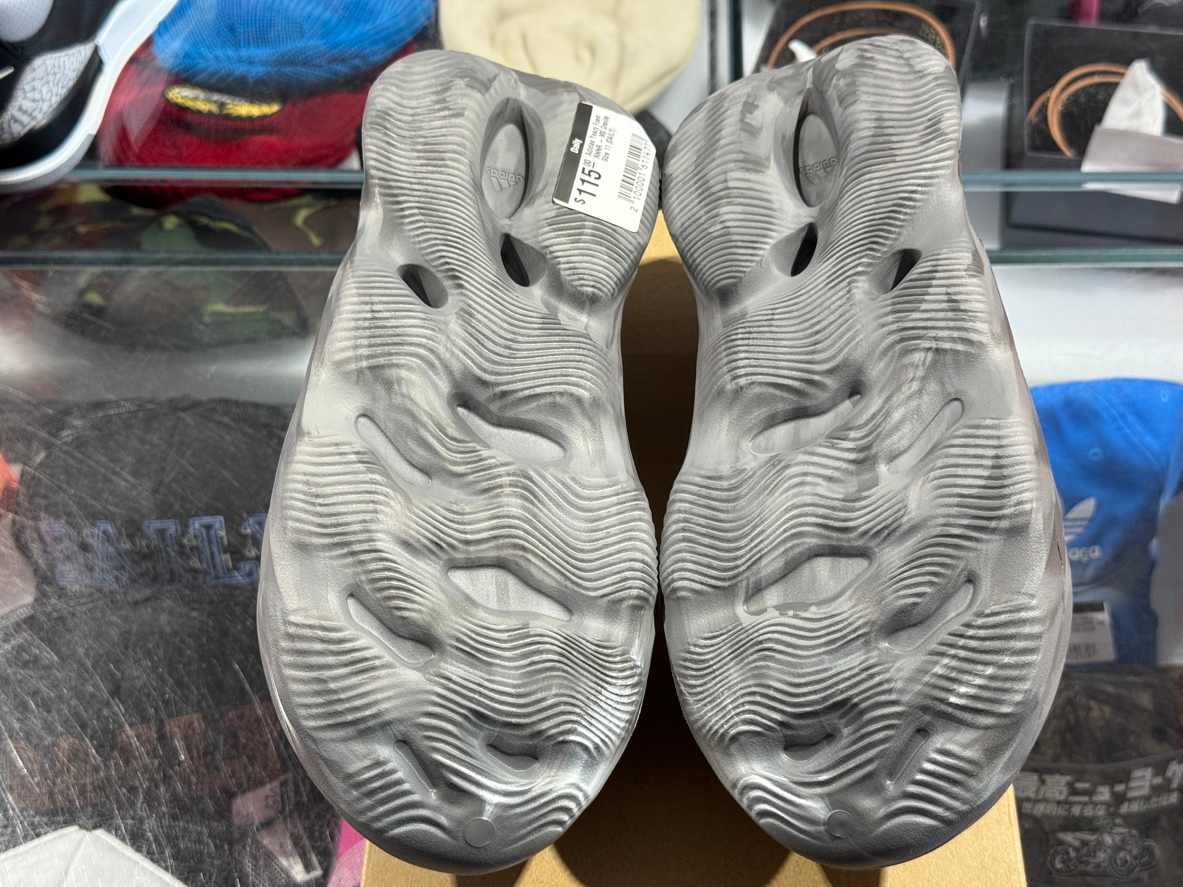 Adidas Yeezy Foam RNNR - MX Granite Size 11