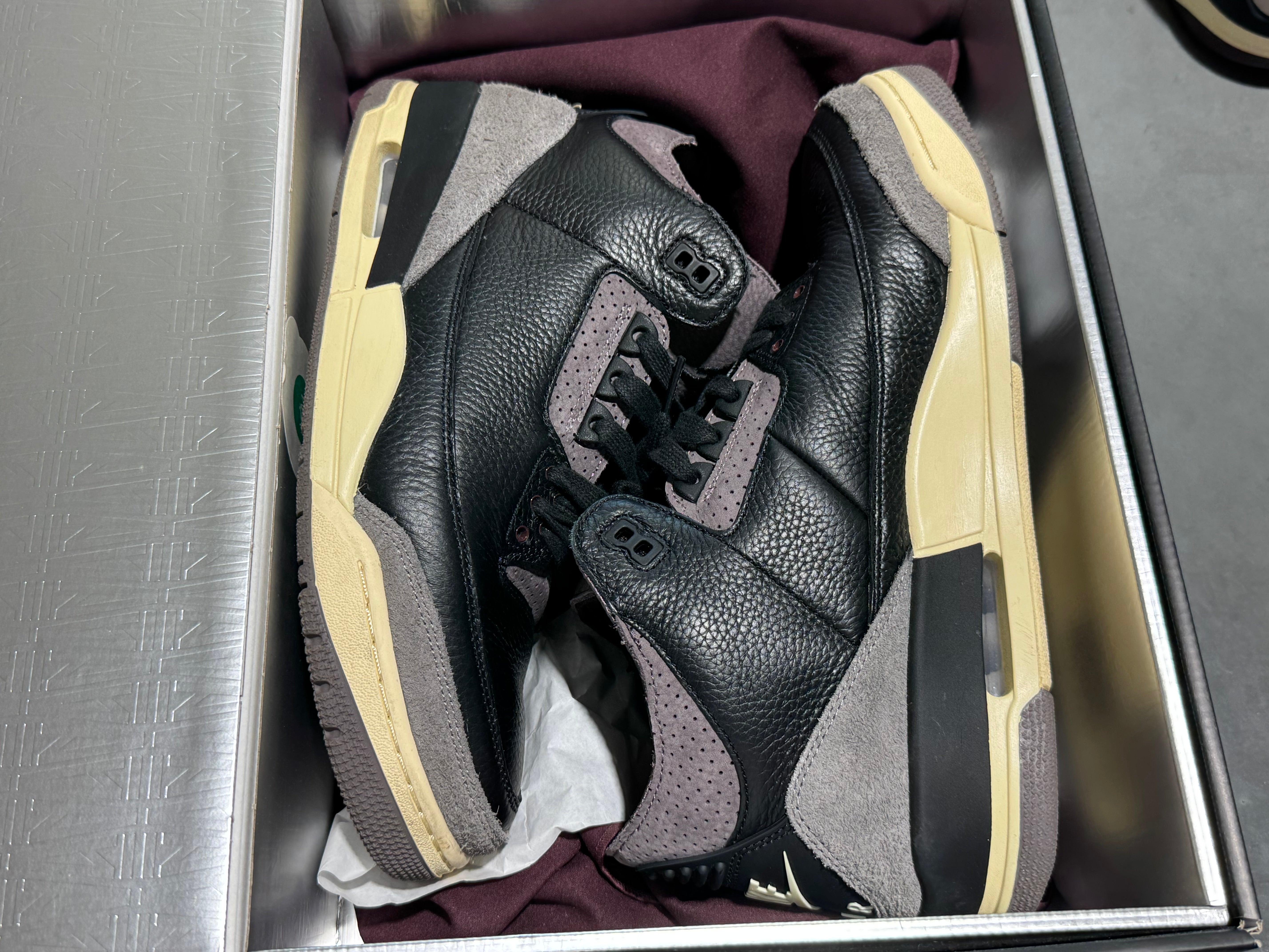 WMNS Air Jordan 3 Retro AMM - Black Size 12.5W/11M