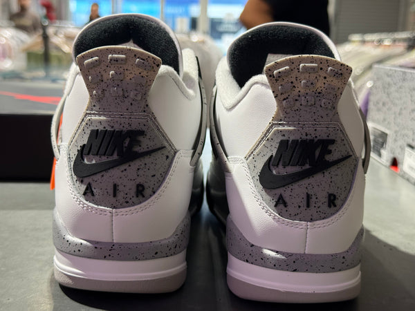 Air Jordan 4 Retro - White Cement 2025 Size 8.5