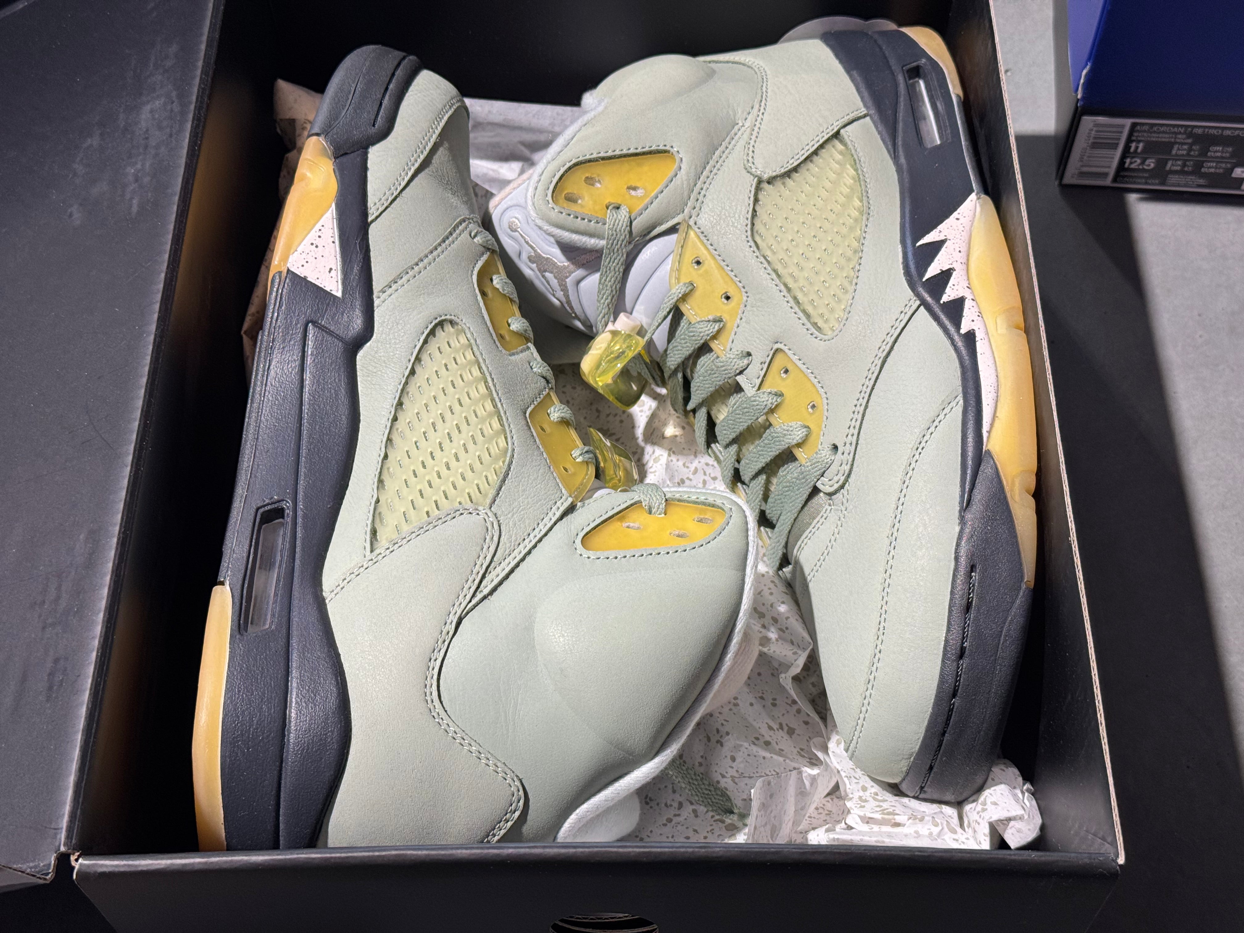 Air Jordan 5 Retro - Jade Horizon Size 11.5