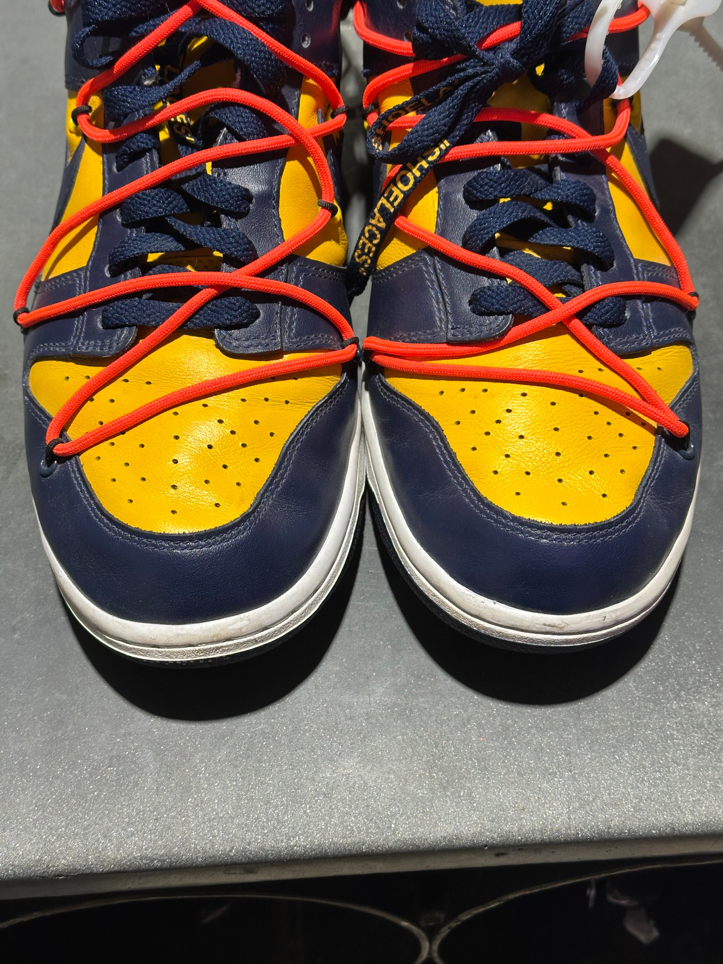 Nike Dunk Low LTHR / OW - Michigan Size 11.5