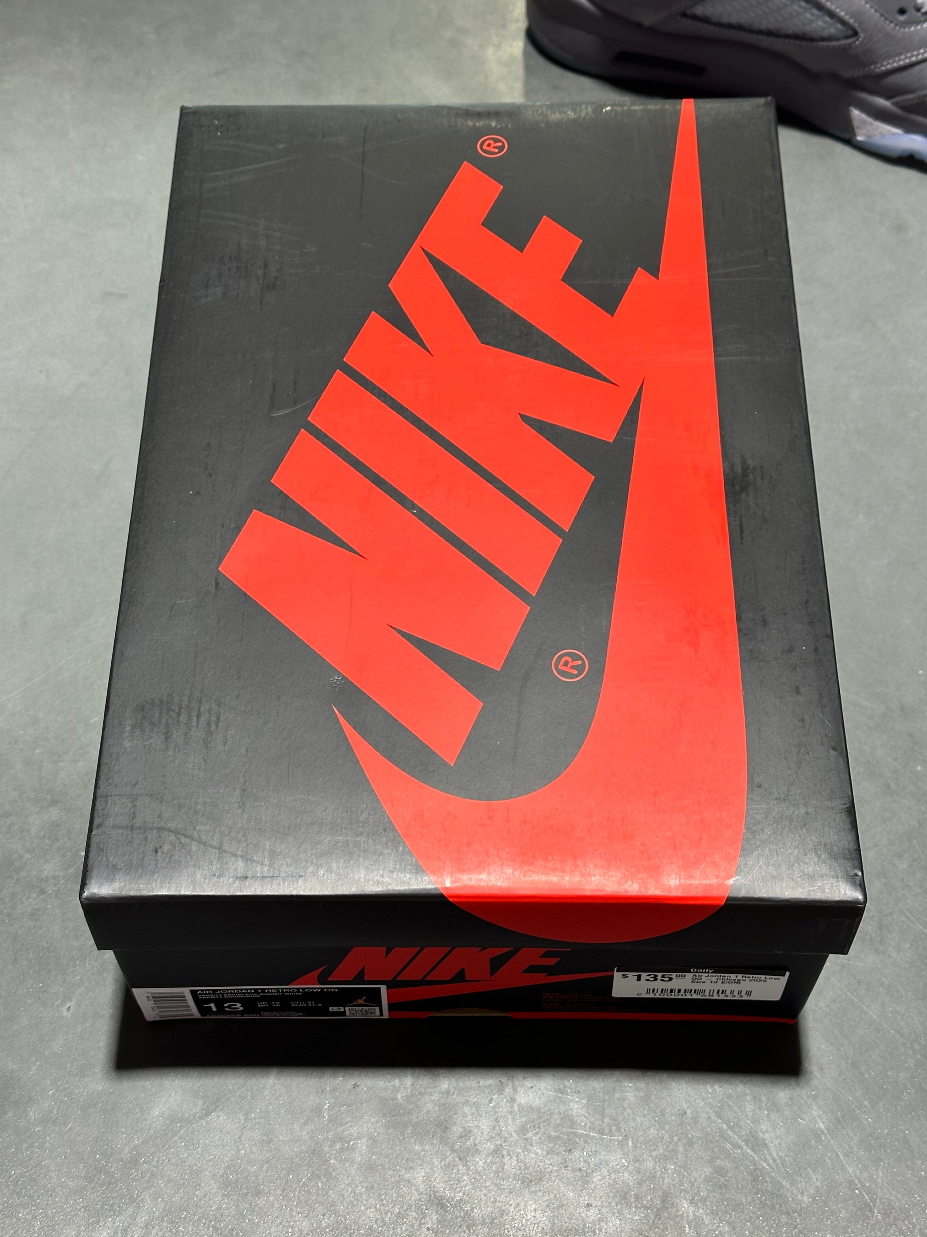 Air Jordan 1 Retro Low OG - Chicago 2025 Size 13