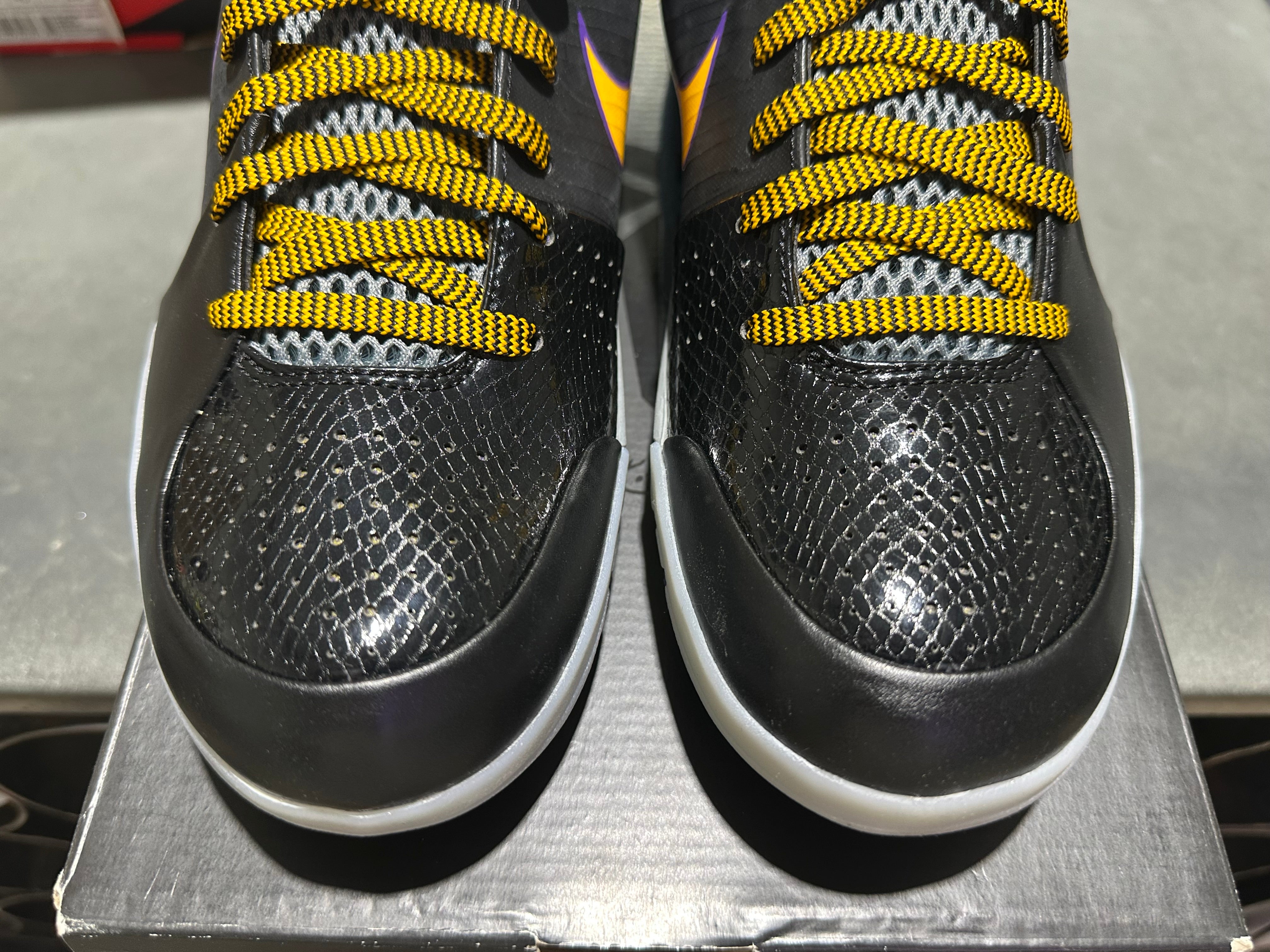 Nike Kobe 4 Protro - Carpe Diem Size 10