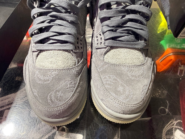 Air Jordan 4 Retro x Kaws - Grey Size 10