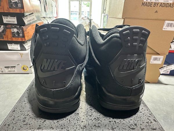 Air Jordan 4 Retro - Black Cat Size 11