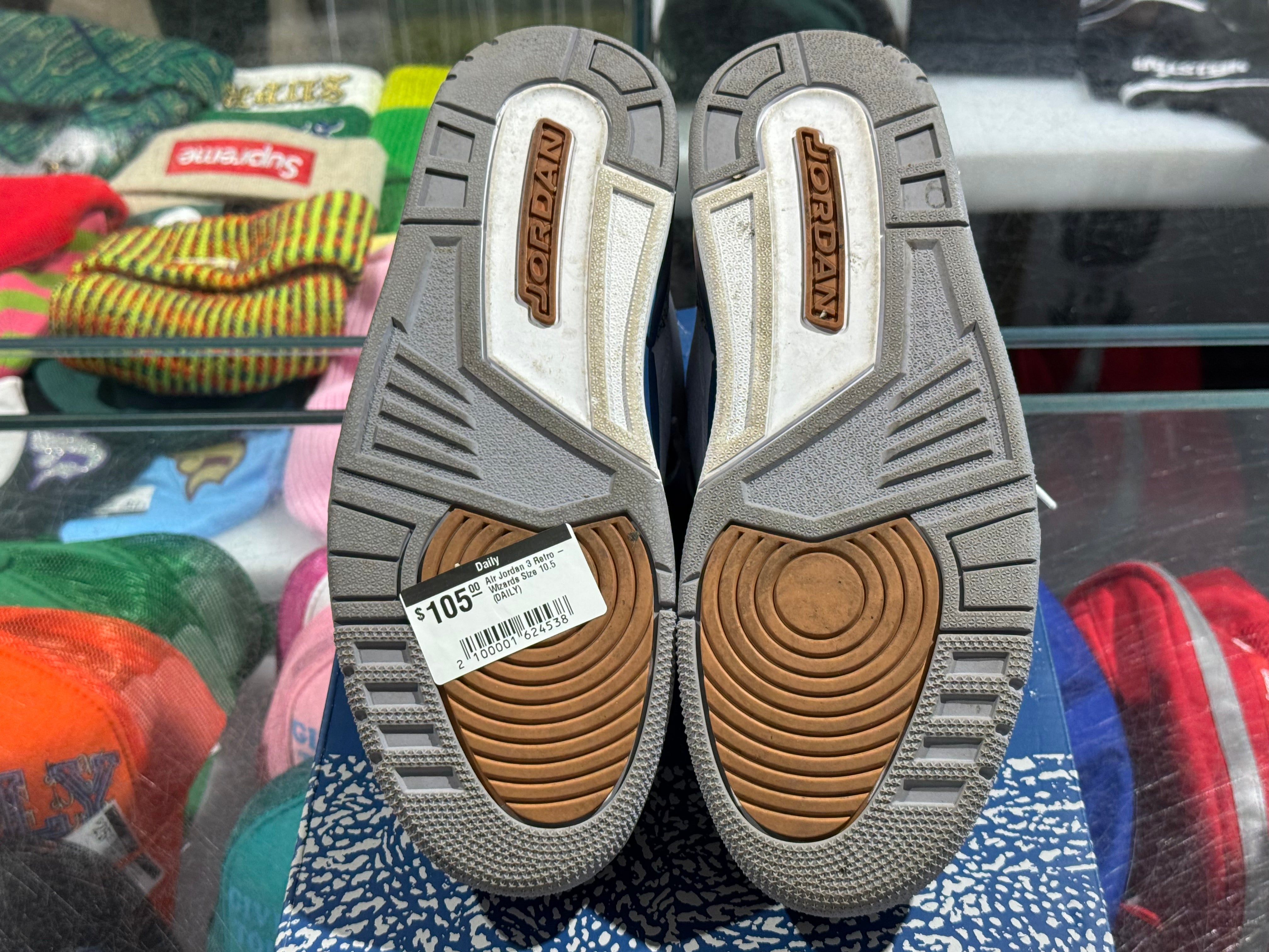 Air Jordan 3 Retro - Wizards Size 10.5