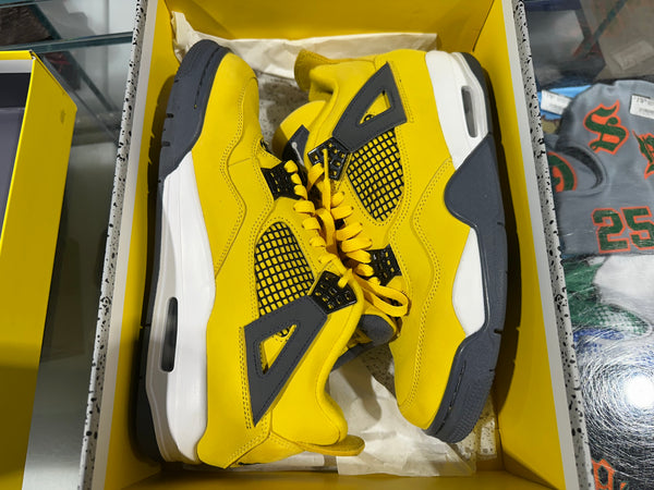 Air Jordan 4 Retro - Lightning Size 9.5