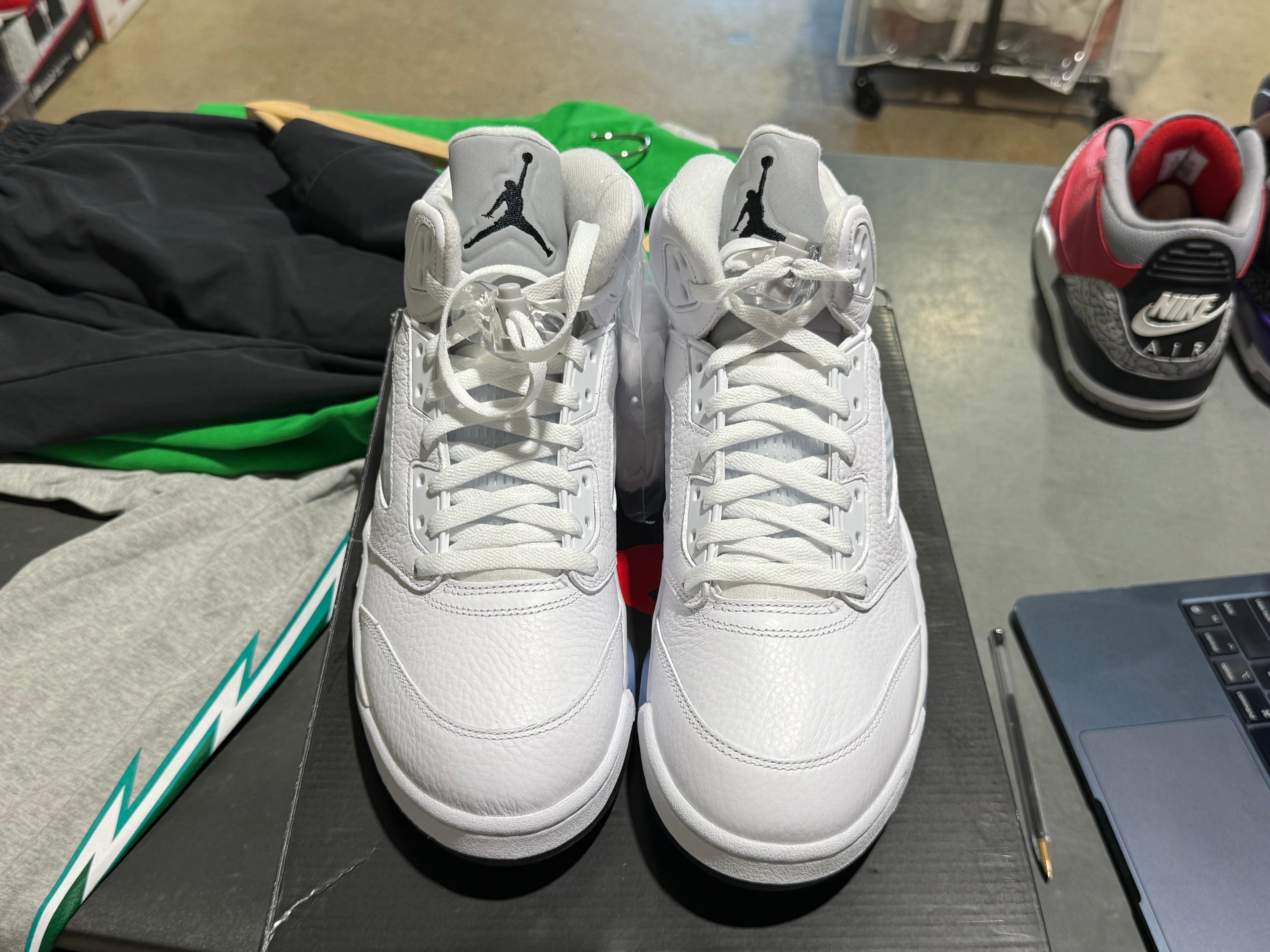 Air Jordan 5 Retro OG - White Metallic Size 10.5