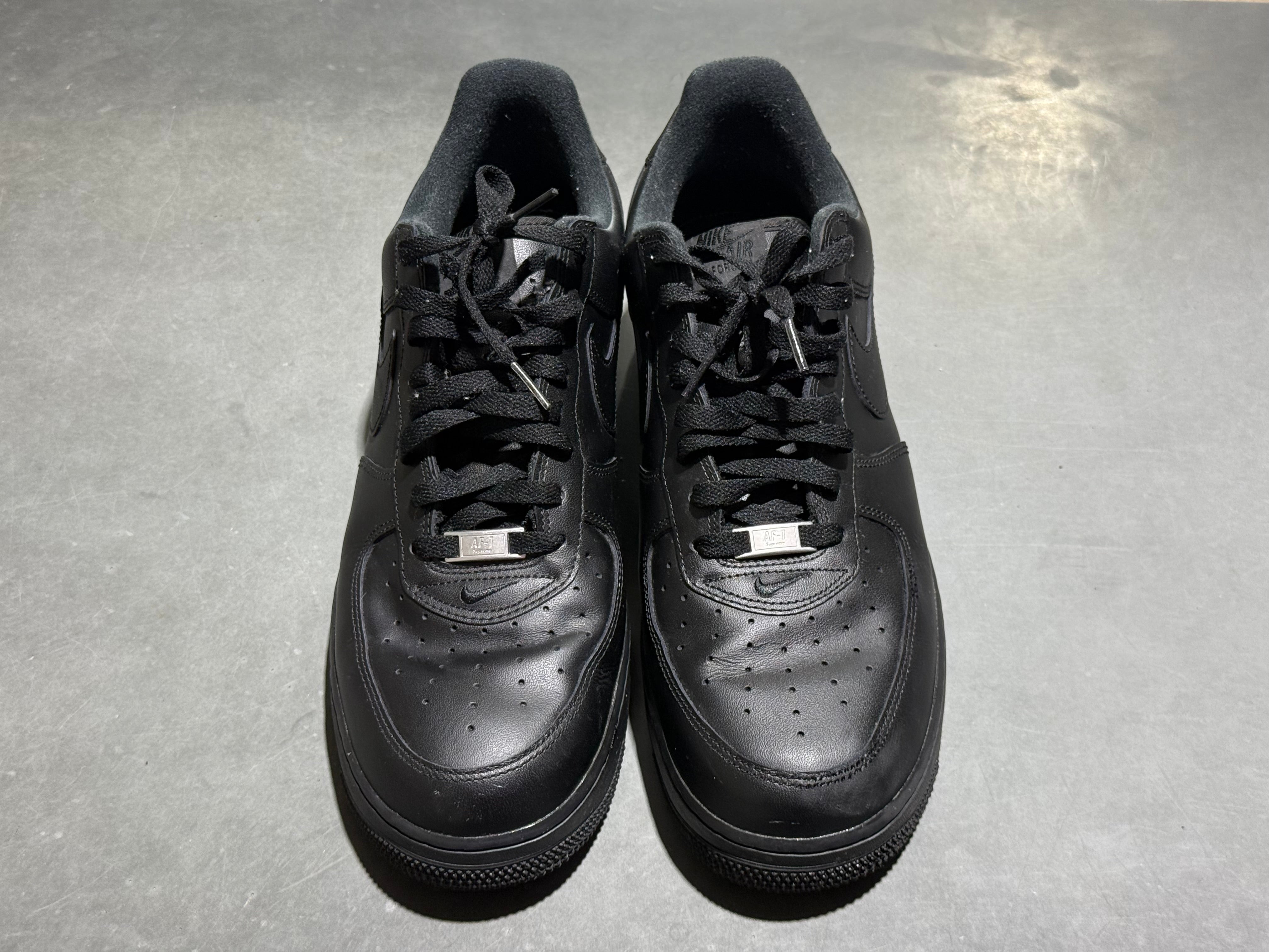 Nike Air Force 1 Low Supreme - Black Size 13