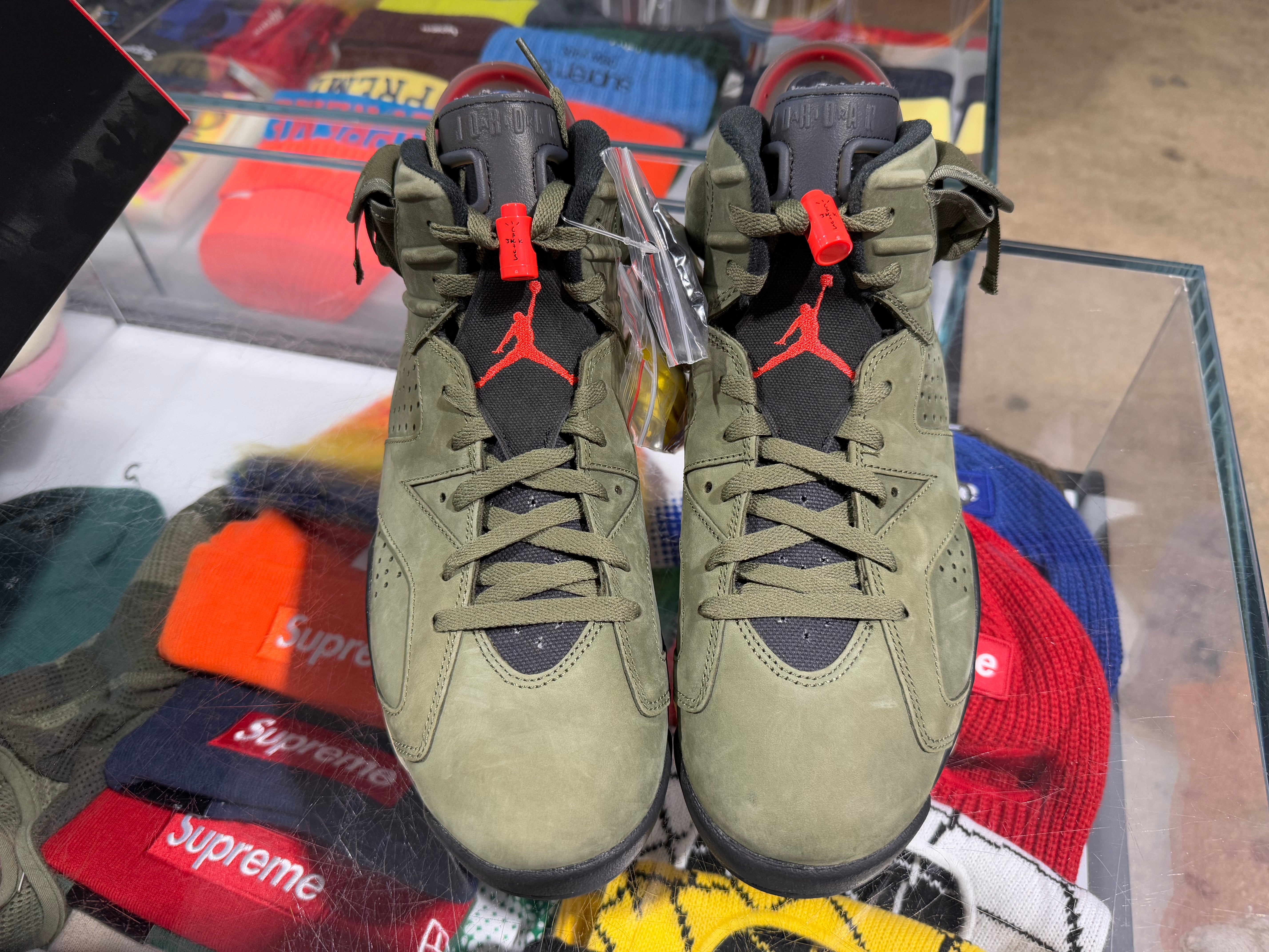 Air Jordan 6 Retro SP - Travis Scott/Olive Size 10.5