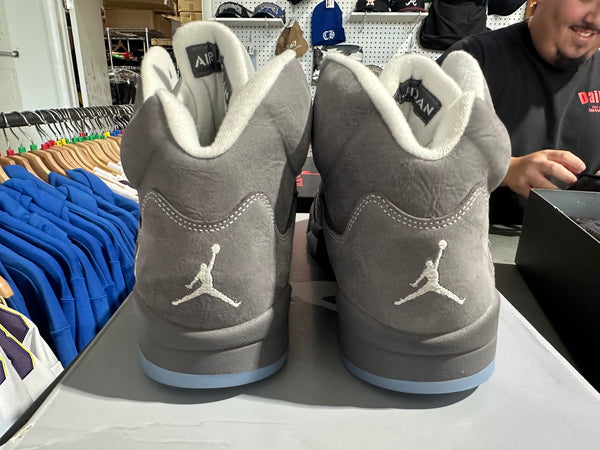 Air Jordan 5 Retro - Wolf Grey Size 10.5