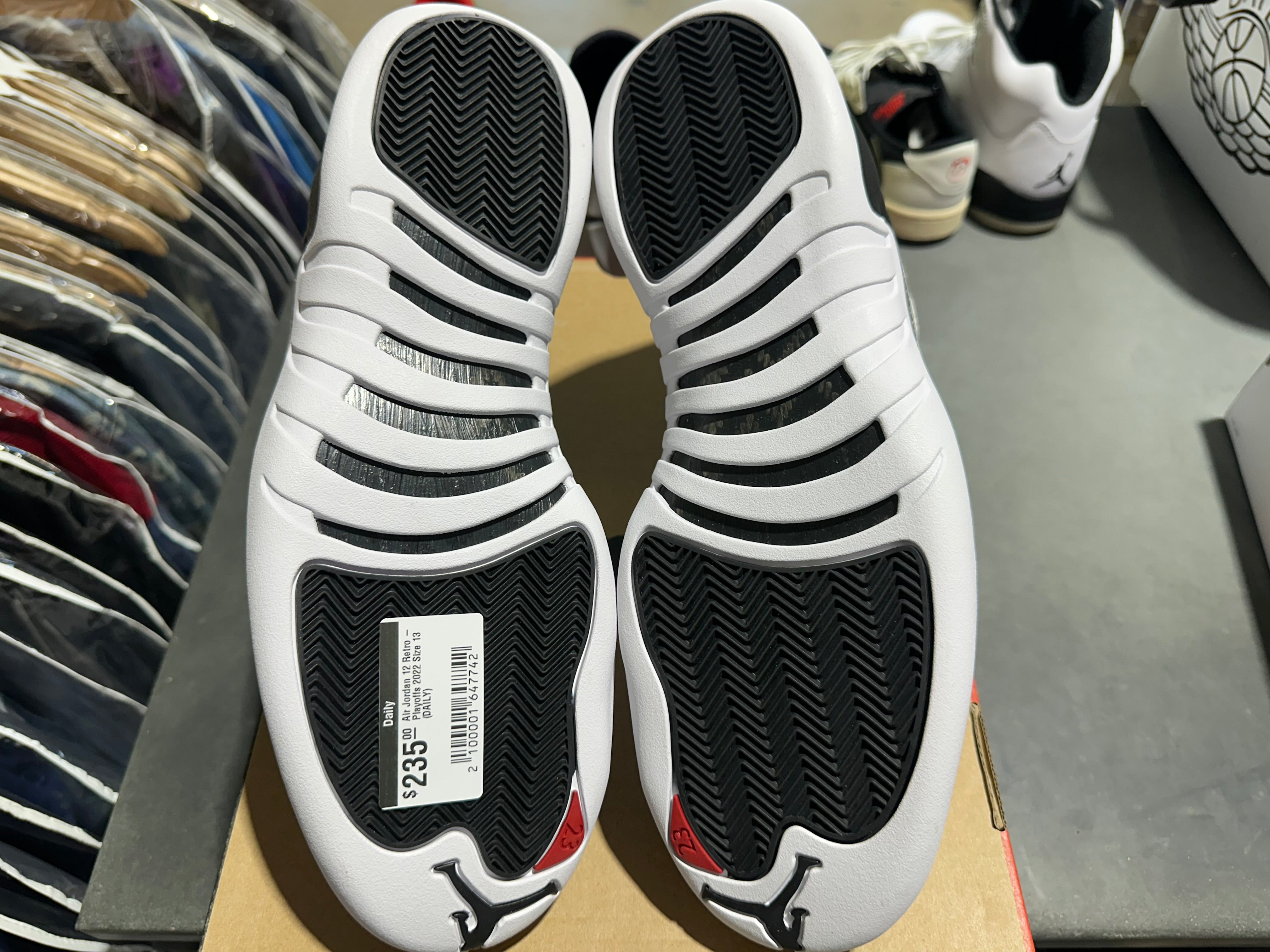 Air Jordan 12 Retro - Playoffs 2022 Size 13