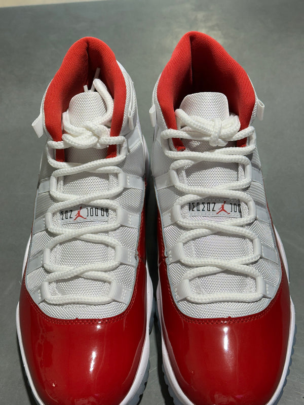 Air Jordan 11 Retro - Cherry Size 10