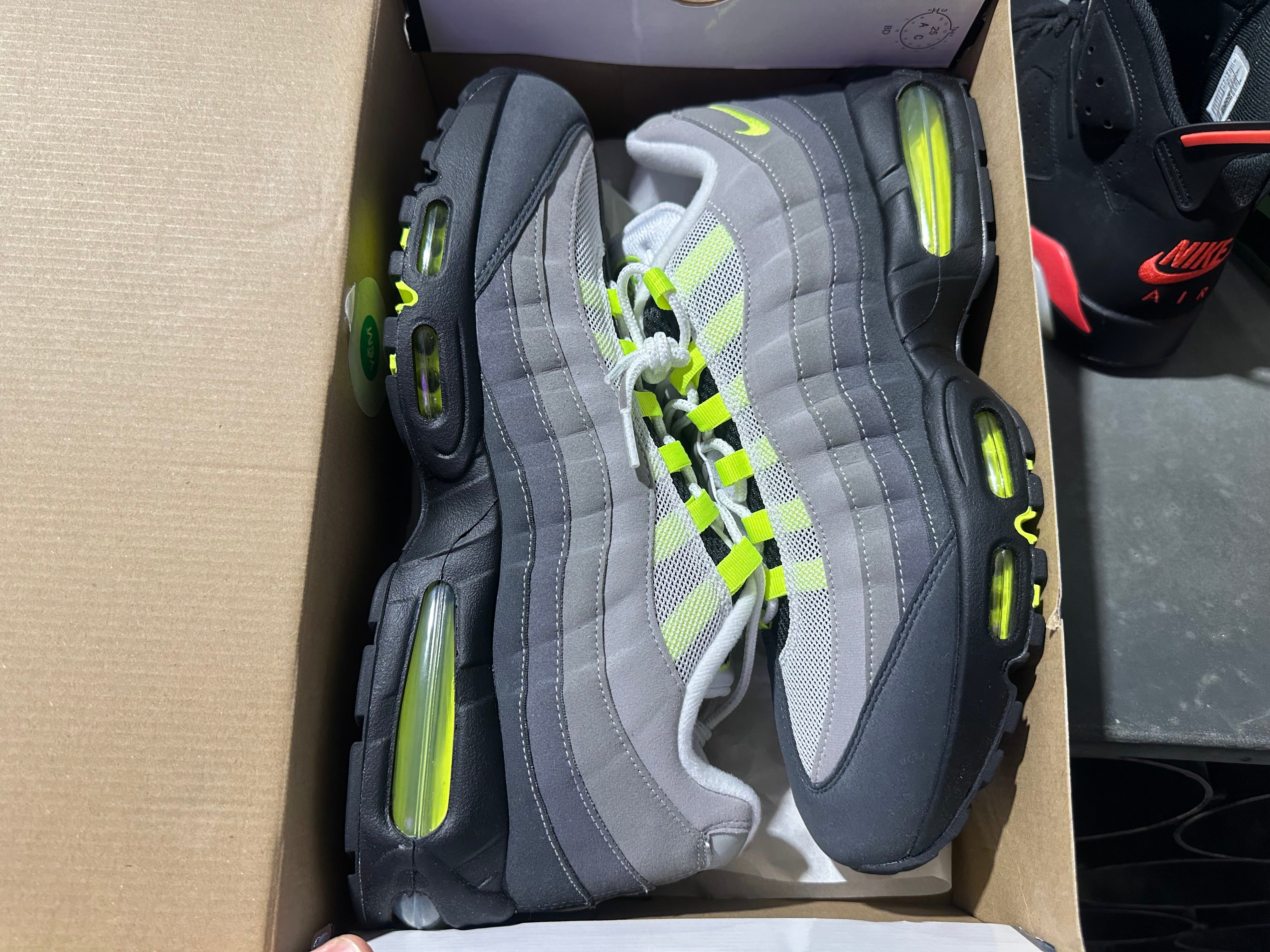 Nike Air Max 95 Big Bubble - Neon 2025 Size 13