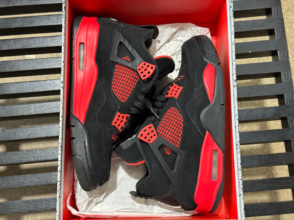 Air Jordan 4 Retro - Red Thunder Size 9.5