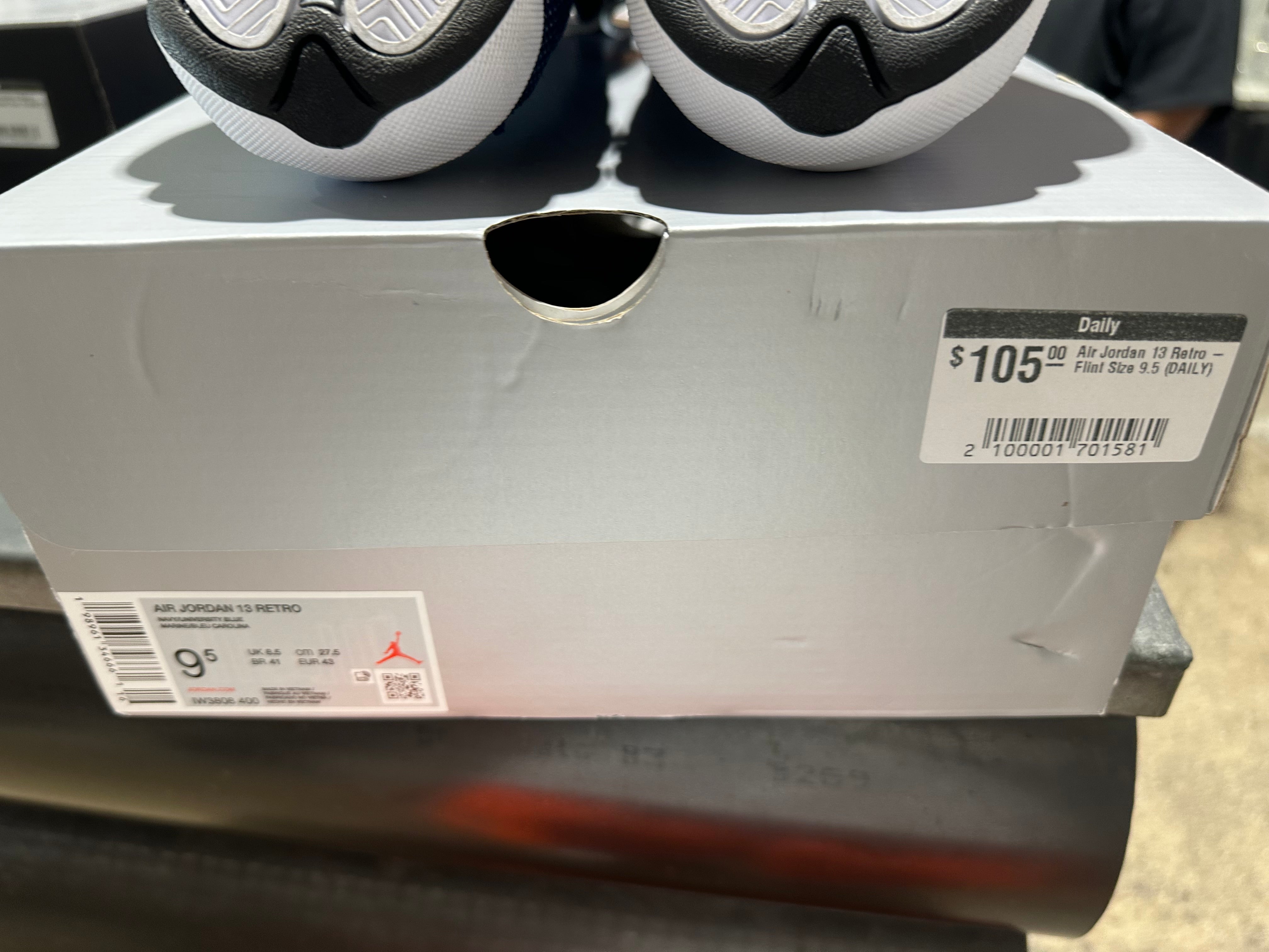 Air Jordan 13 Retro - Flint Size 9.5