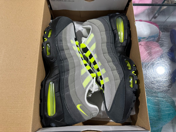 Nike Air Max 95 OG Big Bubble Neon 2025 Size 10.5
