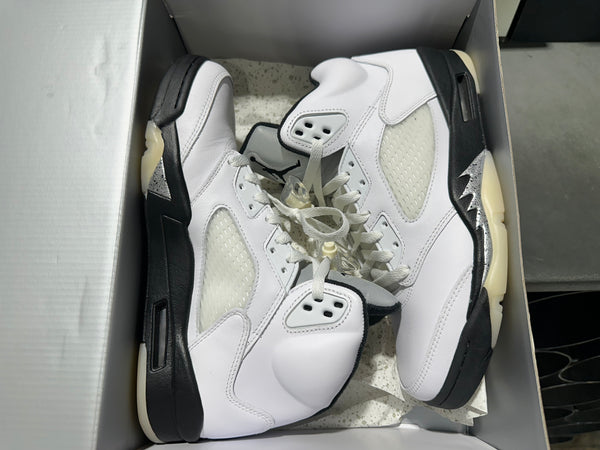 Air Jordan 5 Retro - Reverse Metallic Size 9