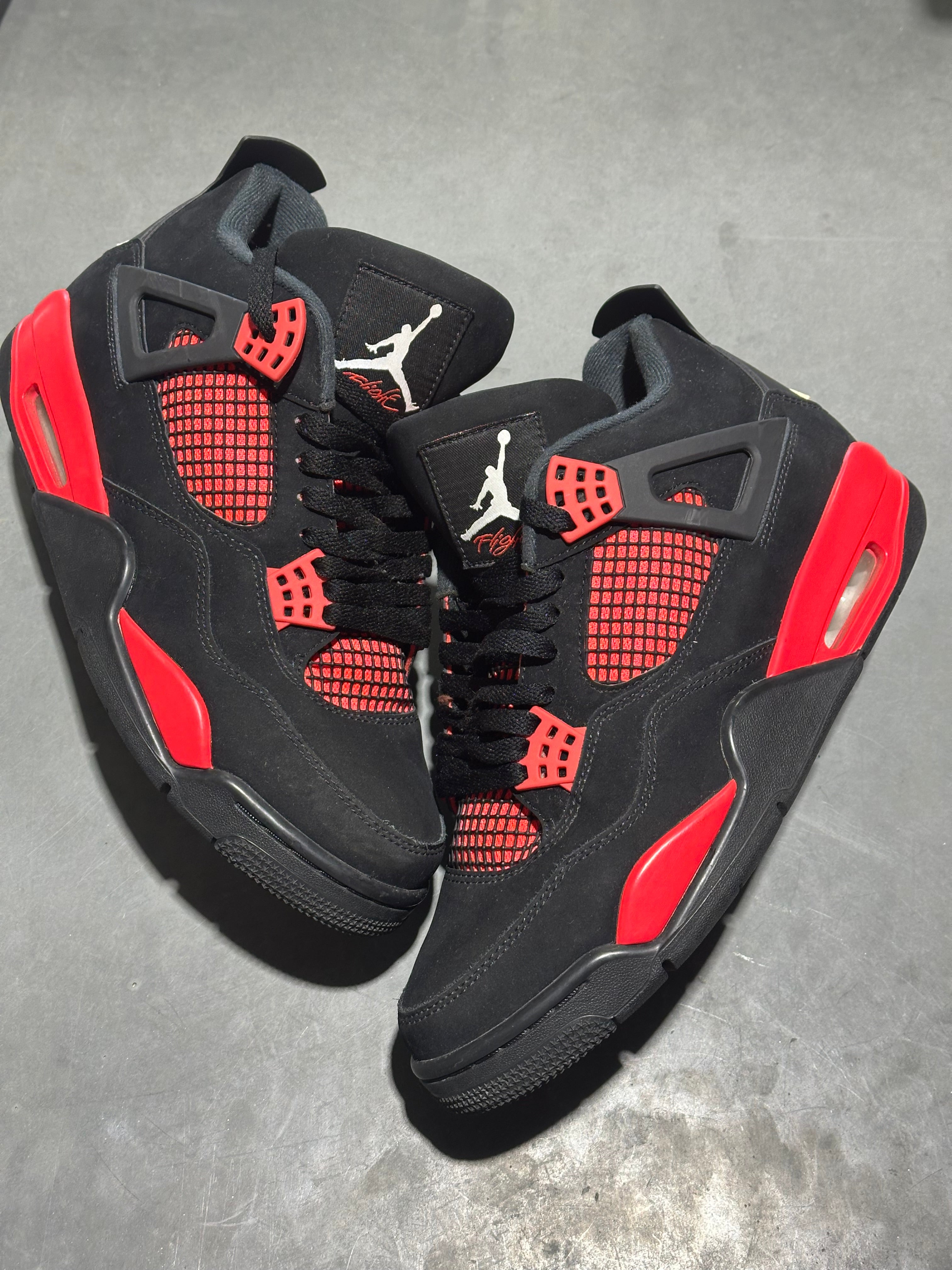 Air Jordan 4 Retro - Red Thunder Size 10