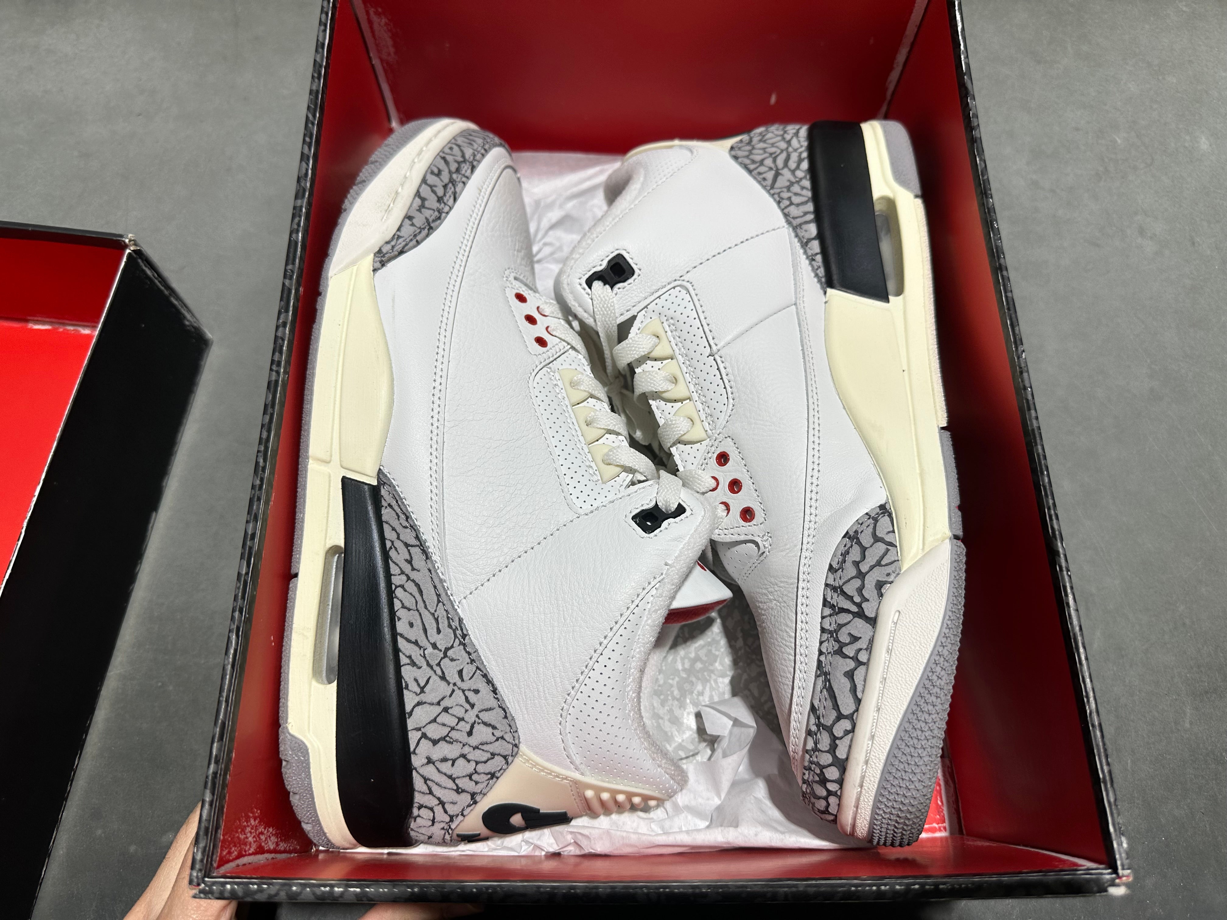 Air Jordan 3 Retro - White Cement Reimagined Size 11