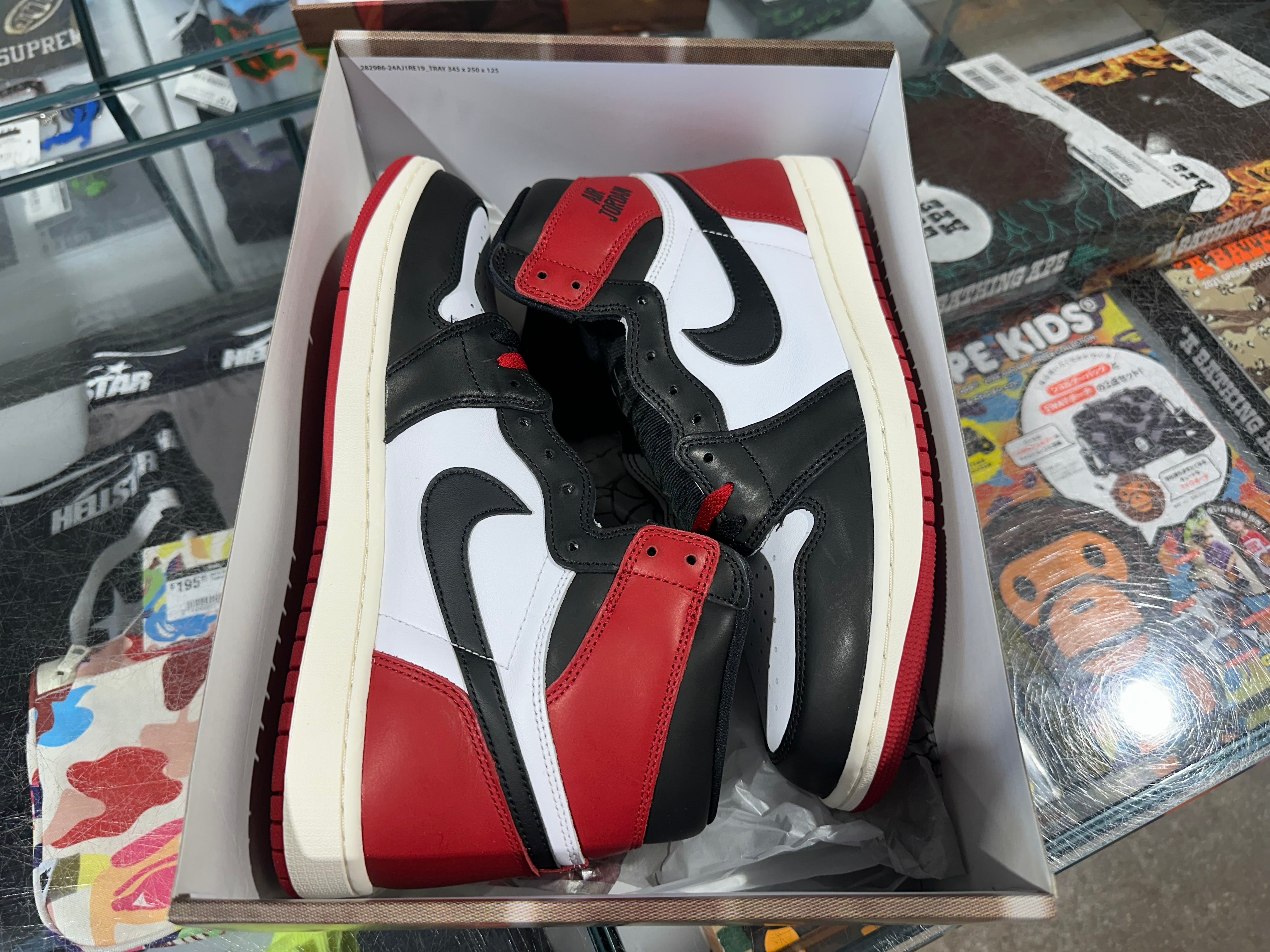 Air Jordan 1 Retro High OG - Black Toe Reimagined Size 11