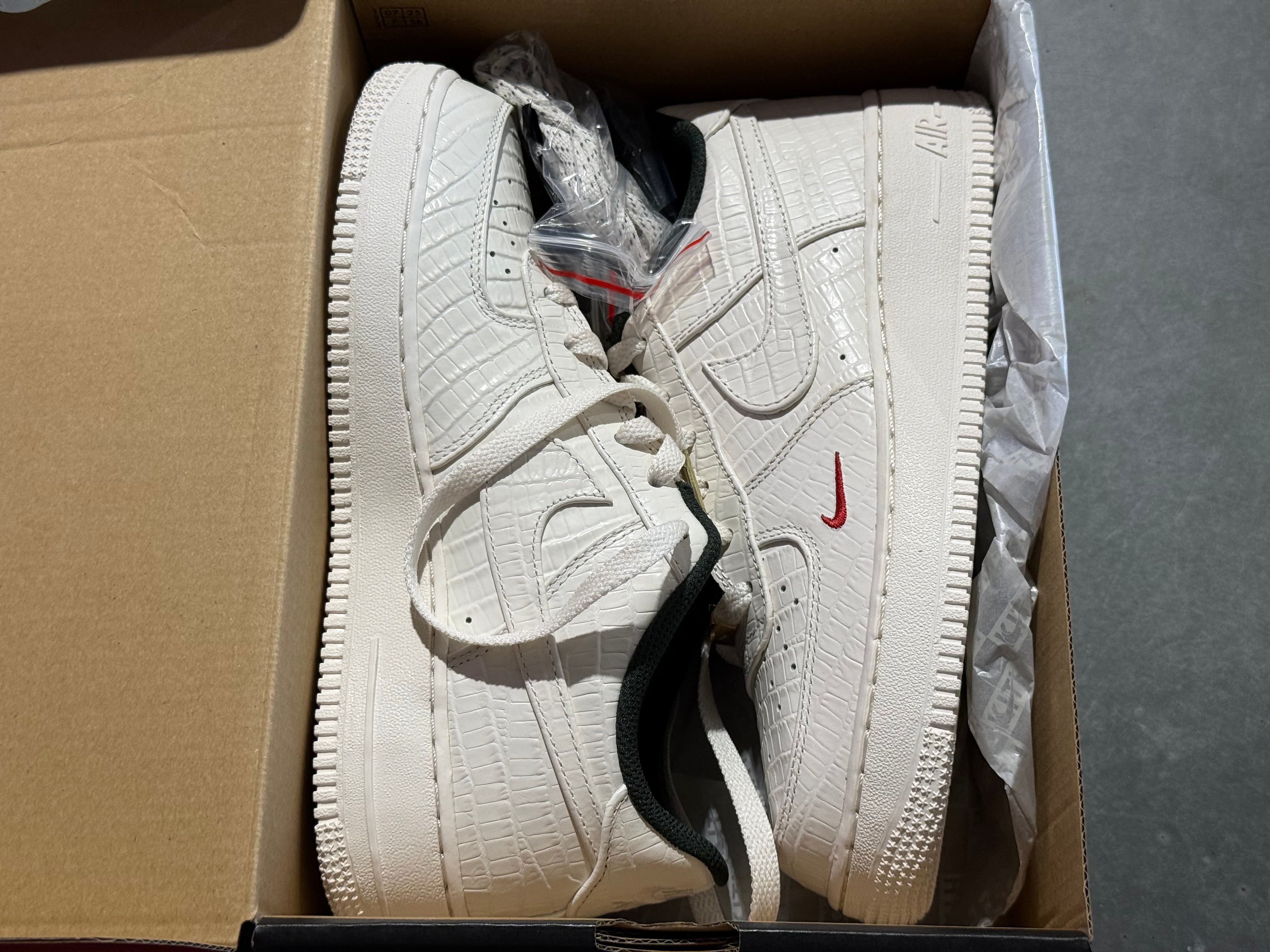 Nike Air Force 1 Low SP (GS) Kith - Phantom Size 7Y