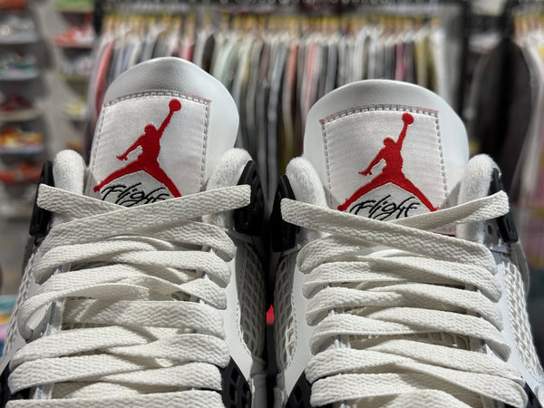 Air Jordan 4 Retro - White Cement 2025 Size 10