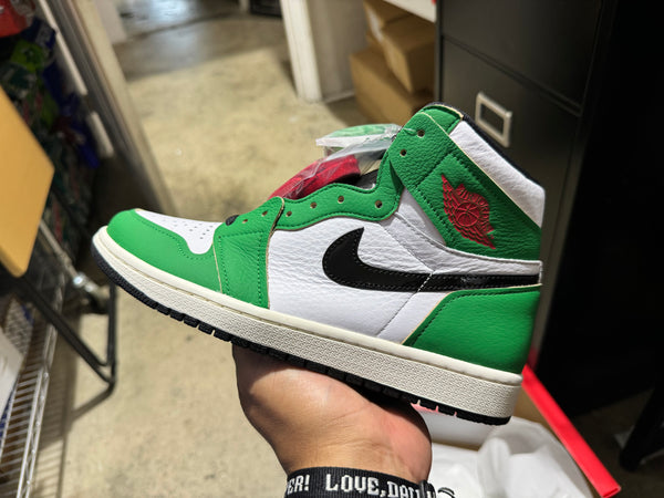 WMNS Air Jordan 1 Retro High OG - Lucky Green Size 9W/7.5M