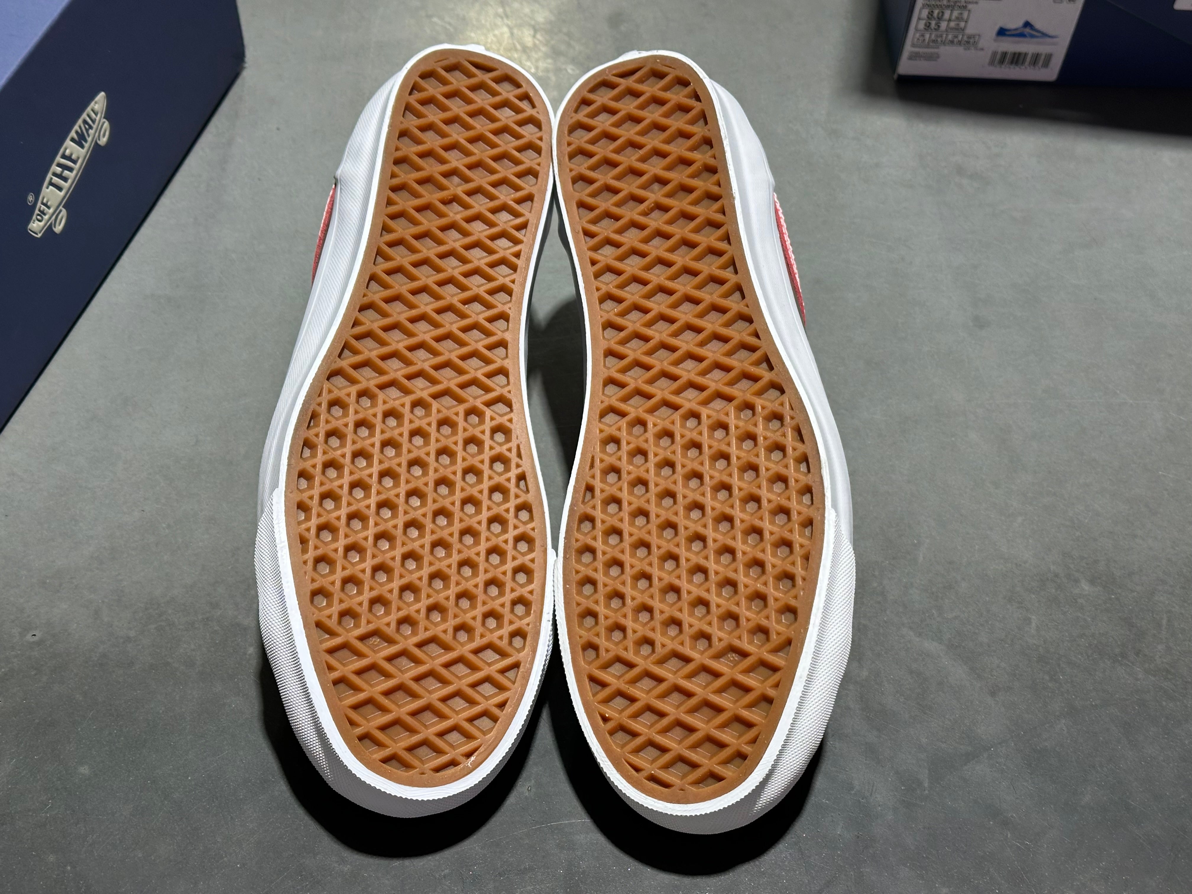 Vans LX Old Skool 36 - Patent Bordeaux Size 9