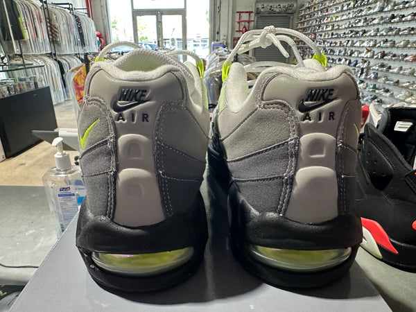 Nike Air Max 95 Big Bubble - Neon 2025 Size 13